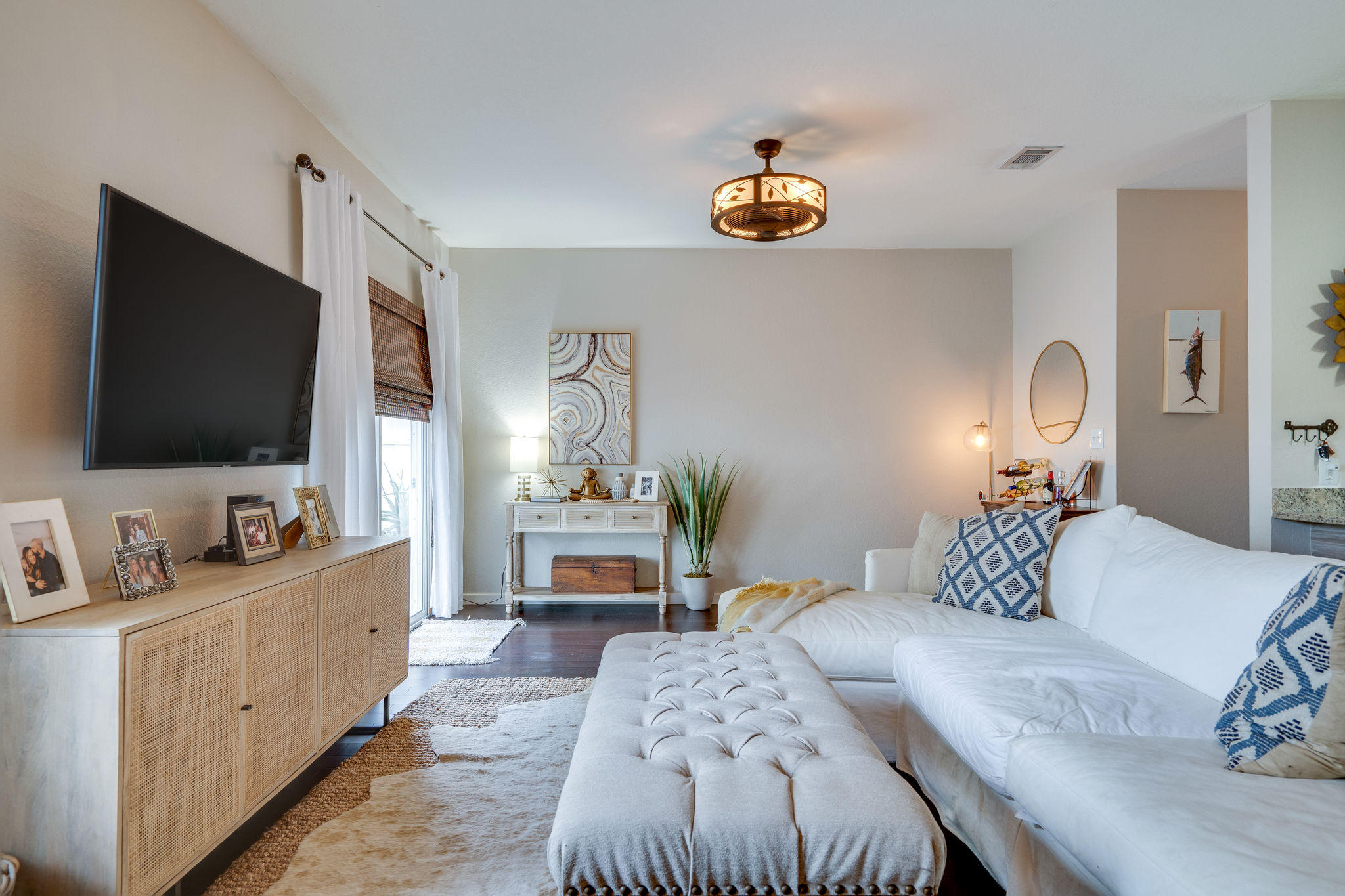 QUAIL LAKE Townhomes - Residential Lease