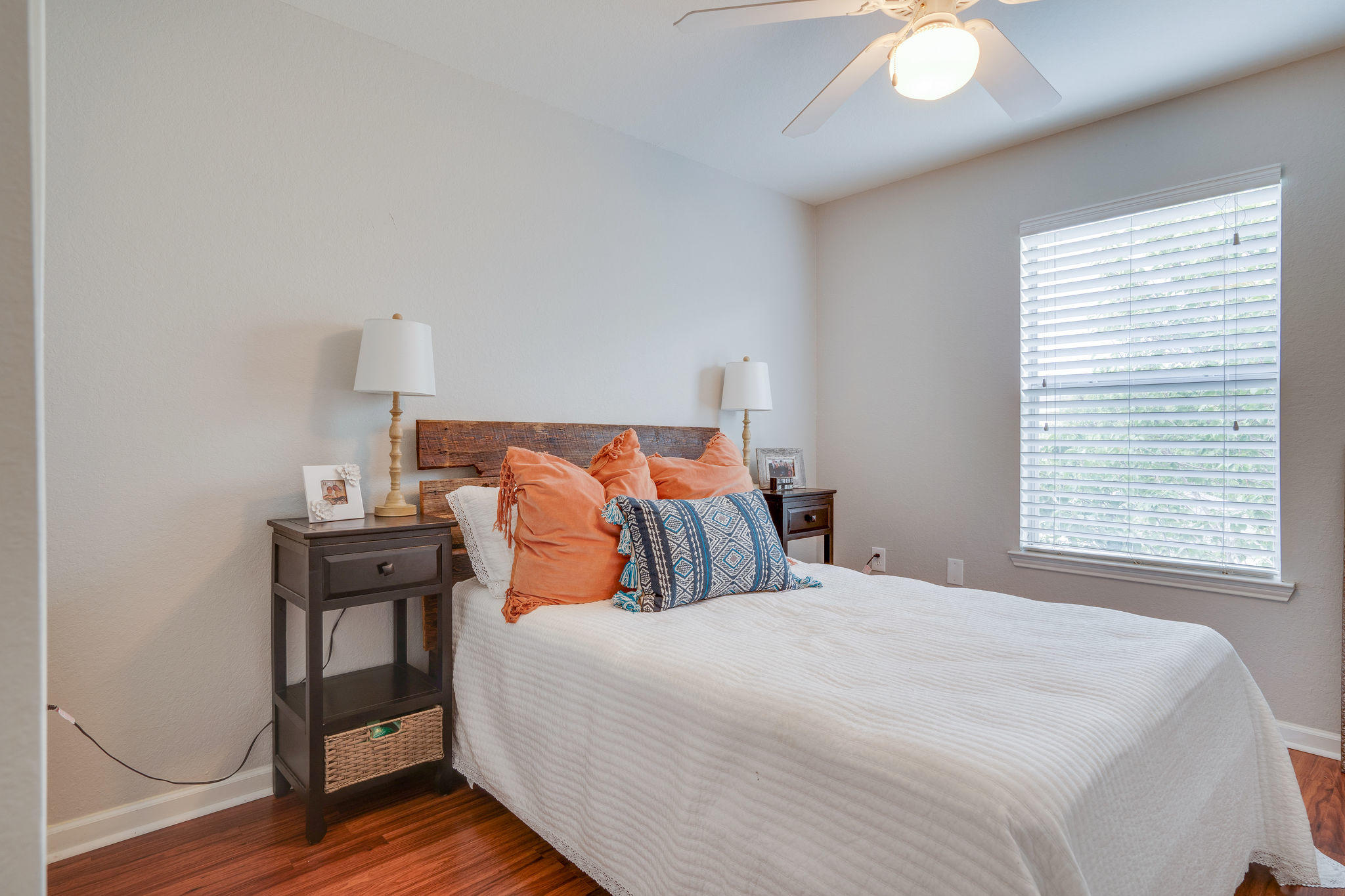 QUAIL LAKE Townhomes - Residential Lease