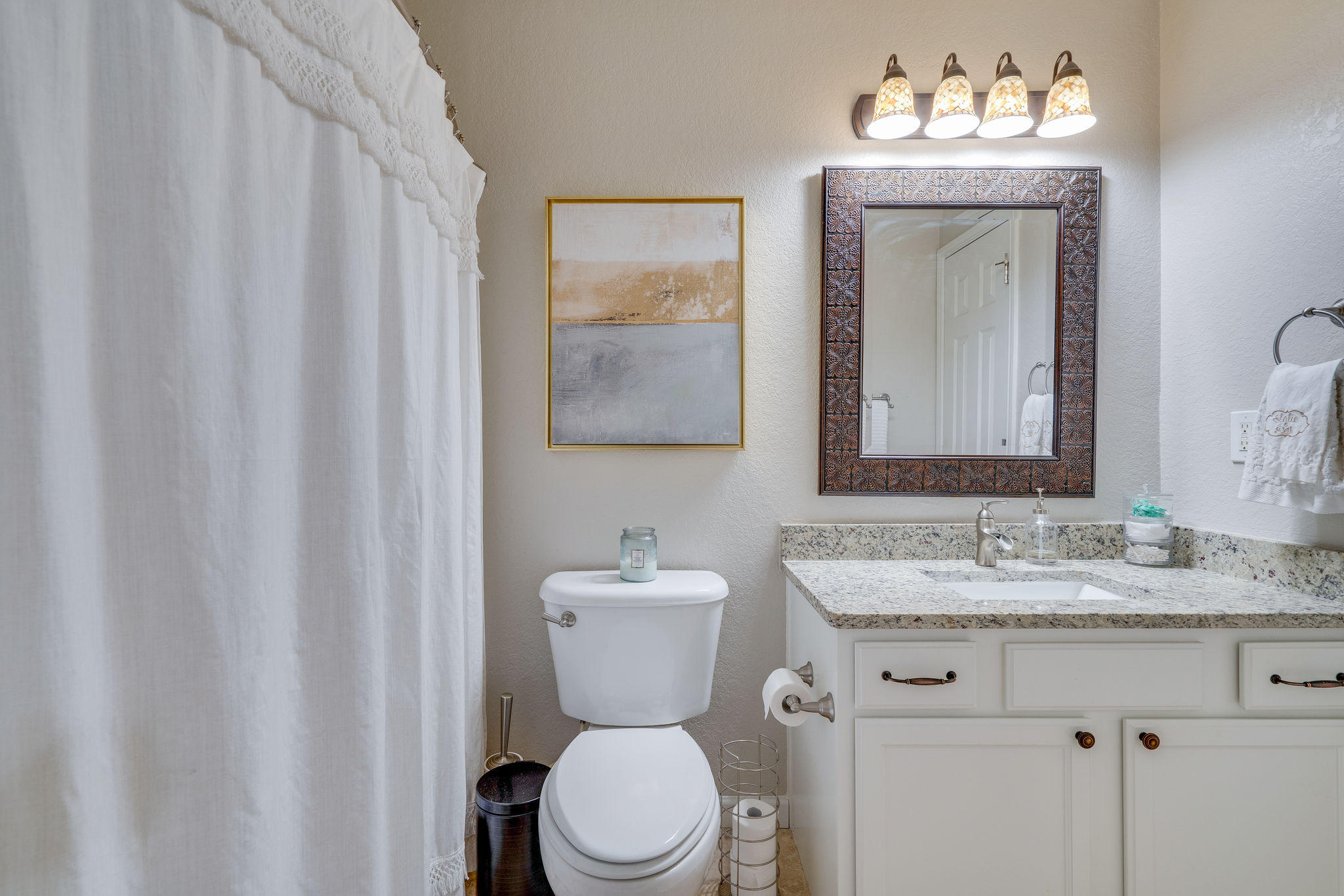 QUAIL LAKE Townhomes - Residential Lease