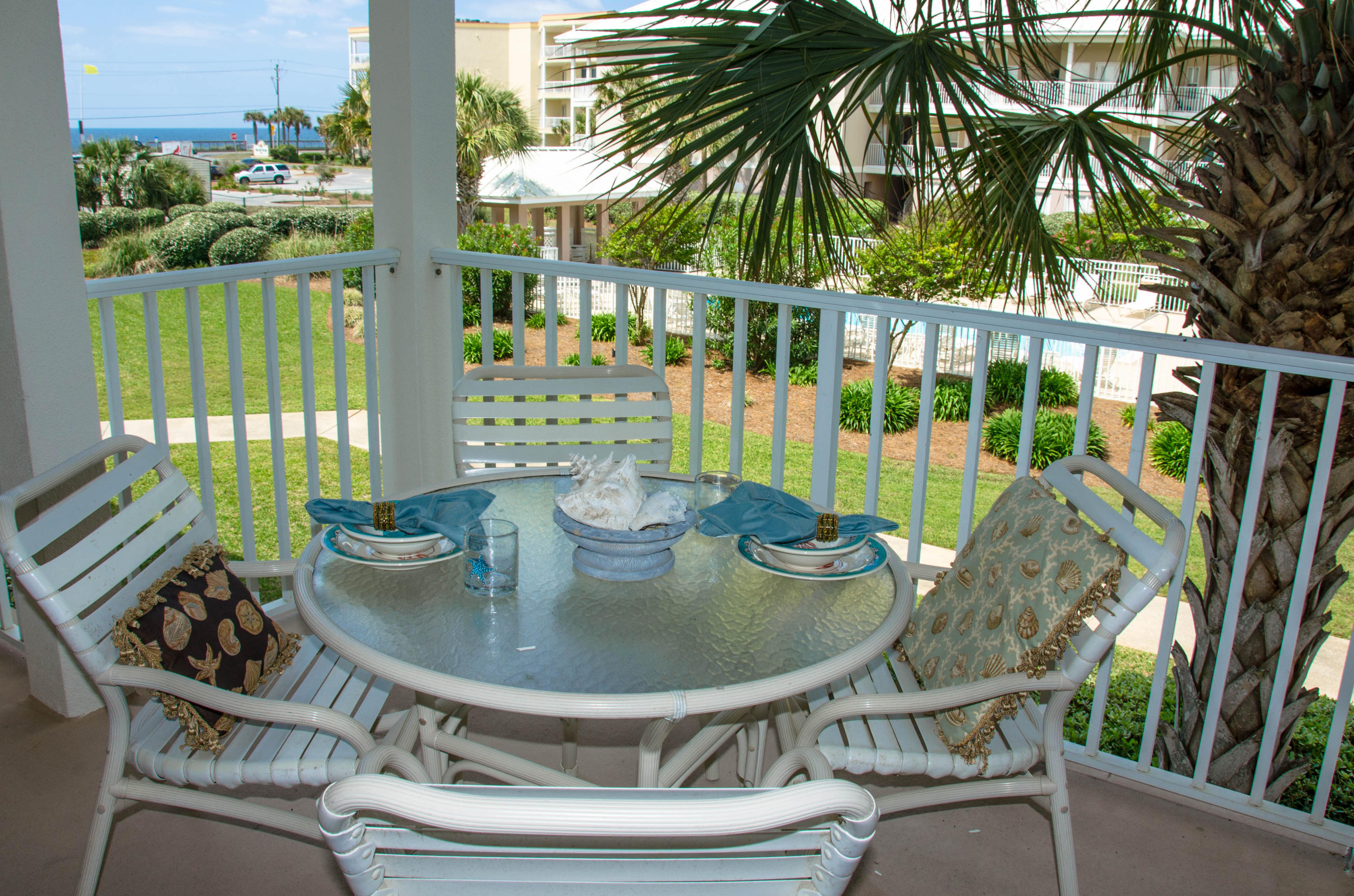 PAVILION PALMS - Residential