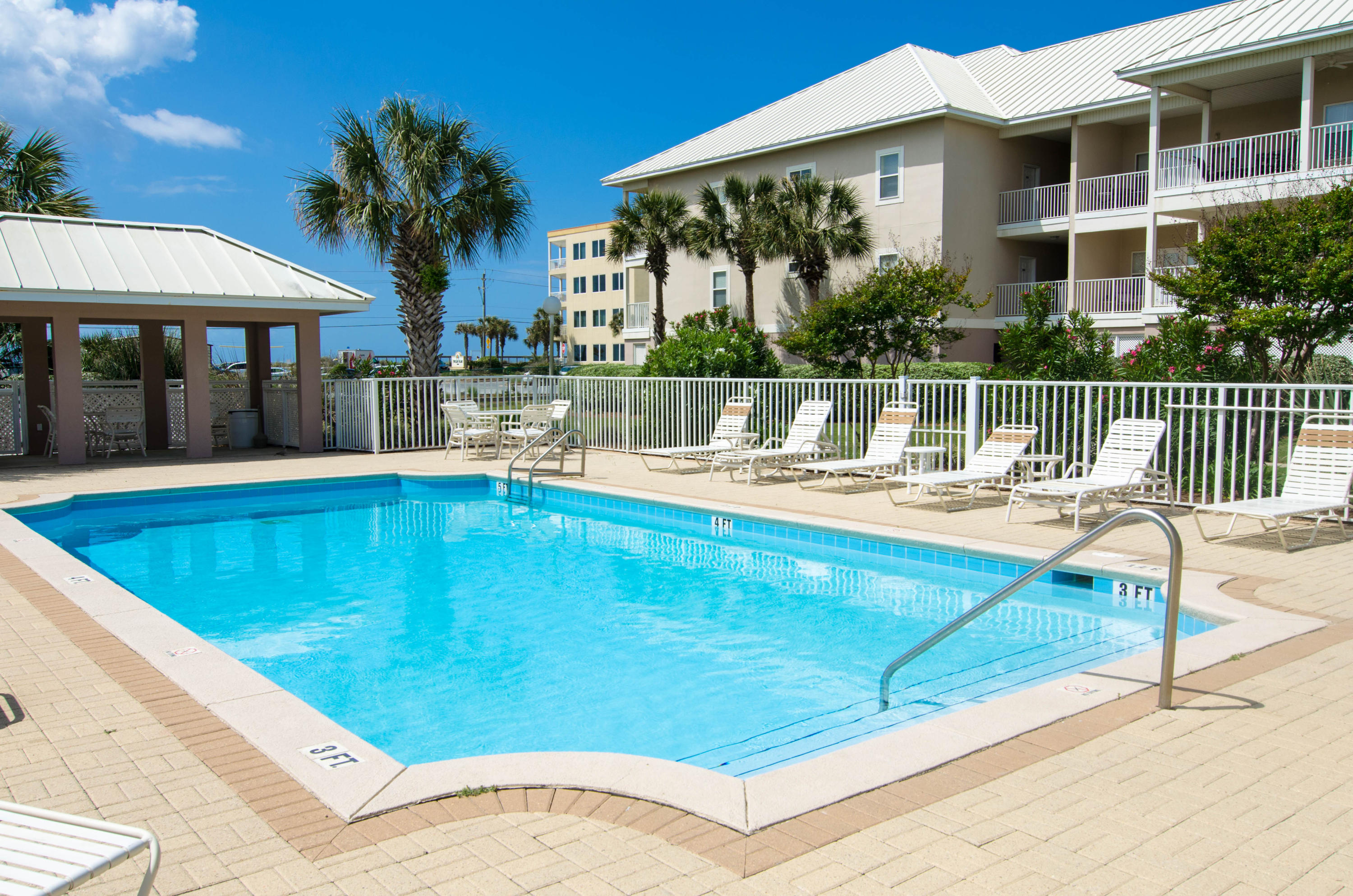 PAVILION PALMS - Residential