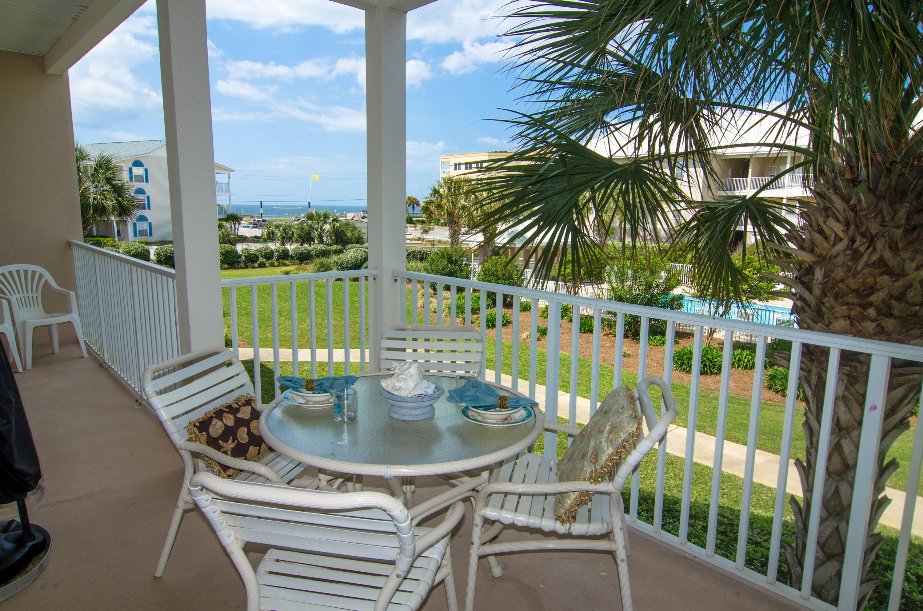 PAVILION PALMS - Residential