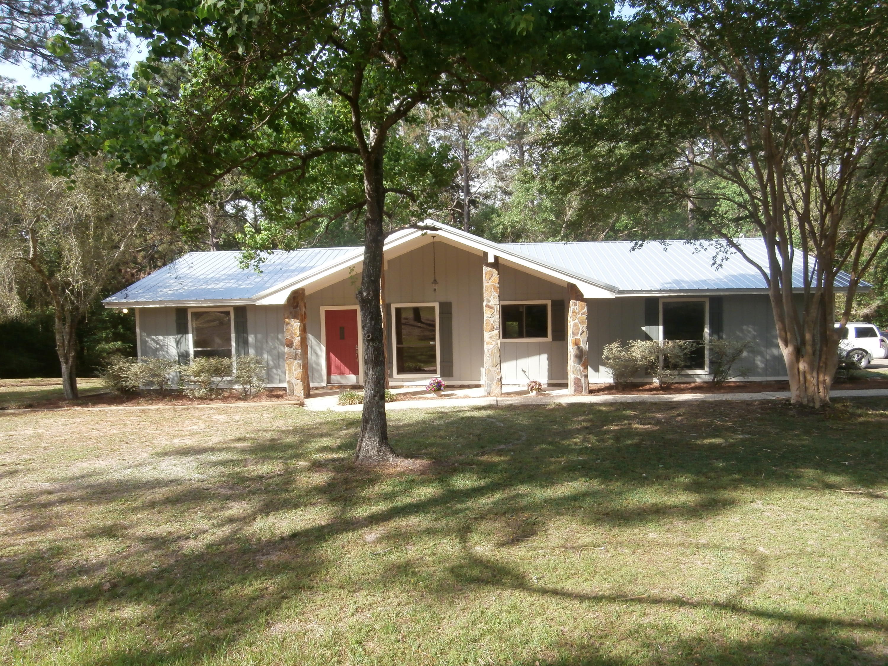 DEFUNIAK SPRINGS TOWN OF - Residential