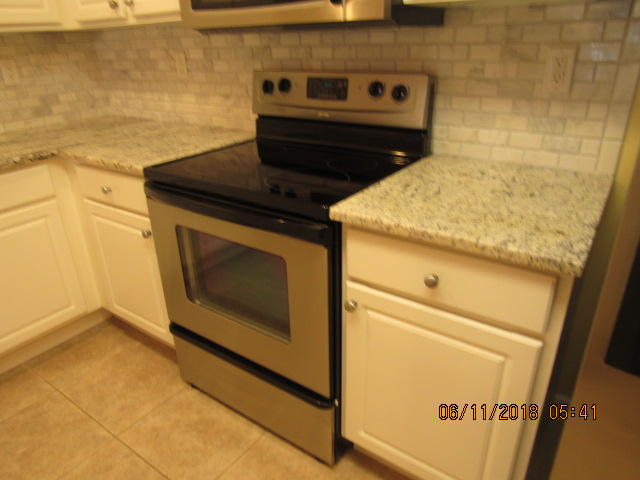 INDIANOLA ON THE WATER - Residential Lease