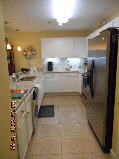 INDIANOLA ON THE WATER - Residential Lease