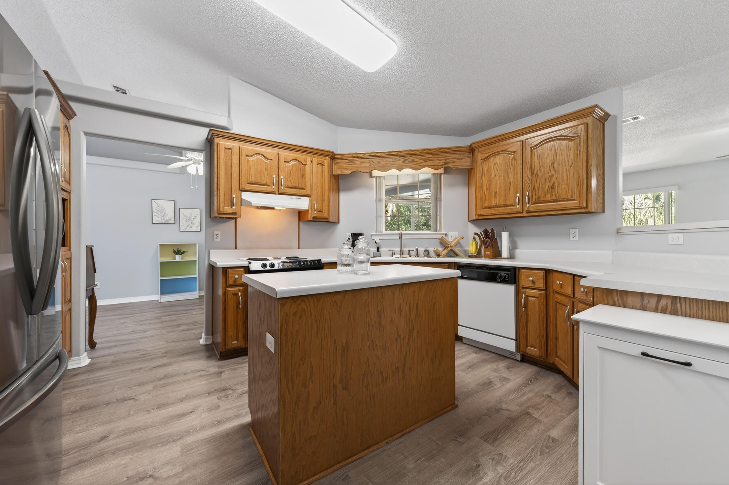 HUNTERS RIDGE - Residential