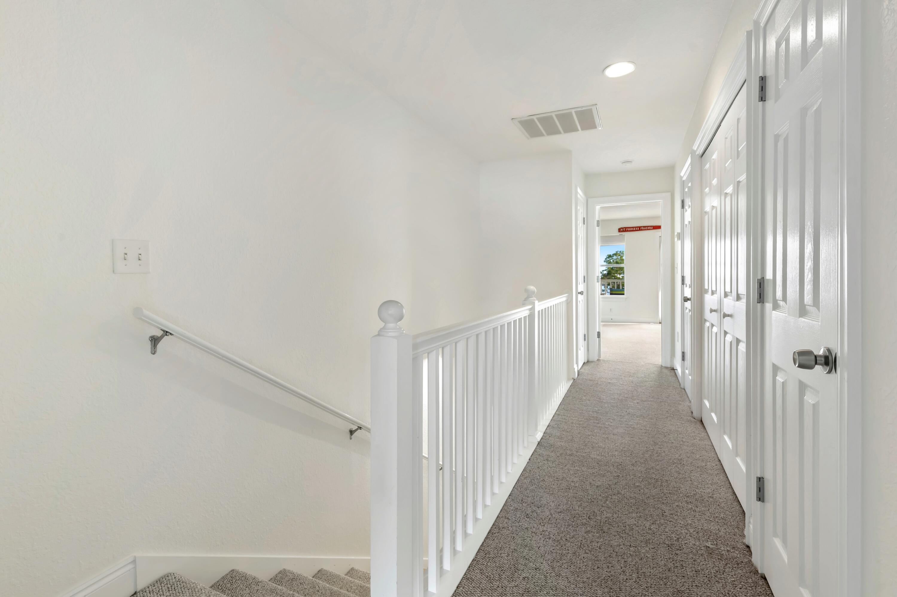 DUNE BREEZE VILLAS - Residential