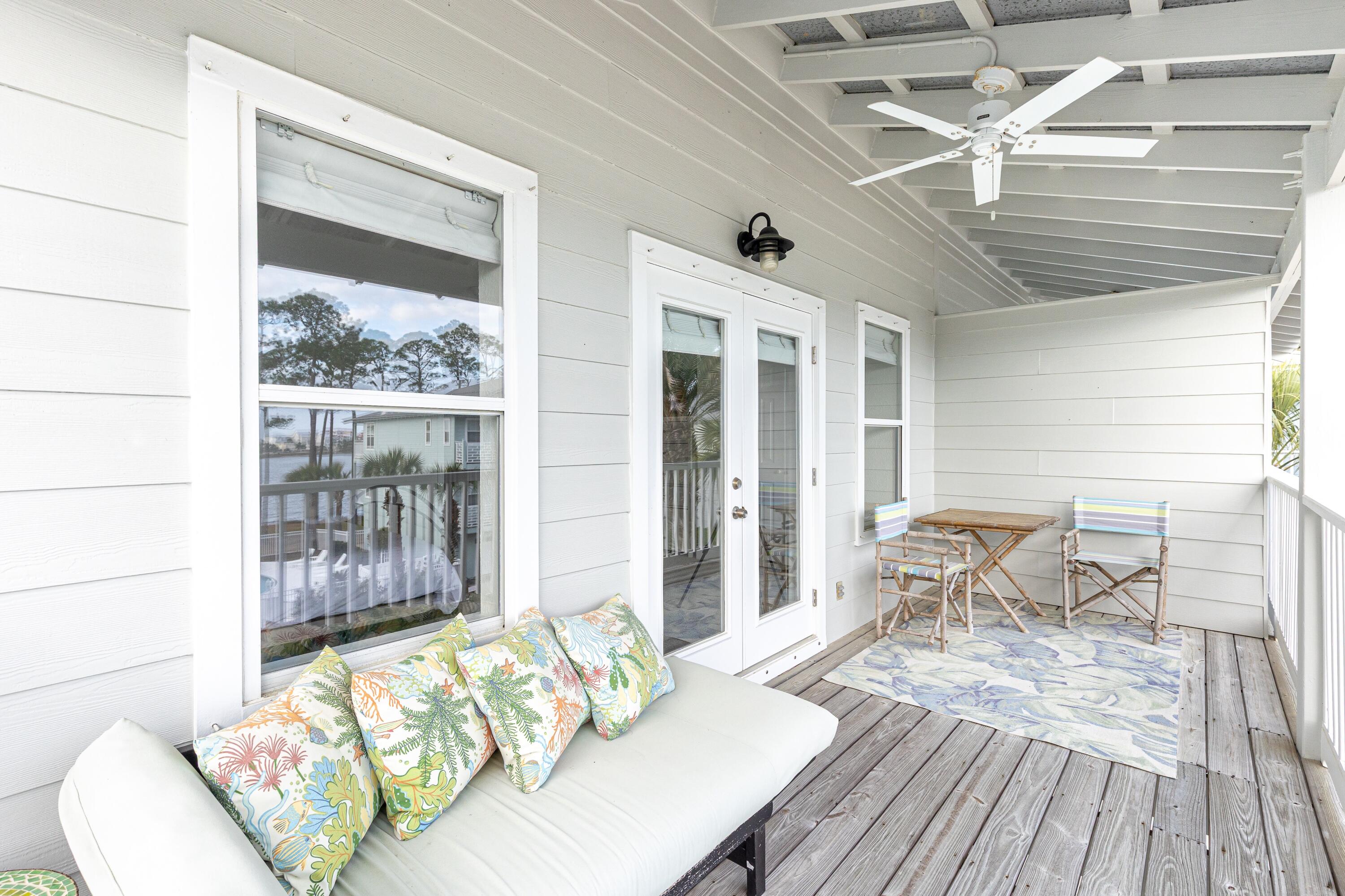 DUNE BREEZE VILLAS - Residential