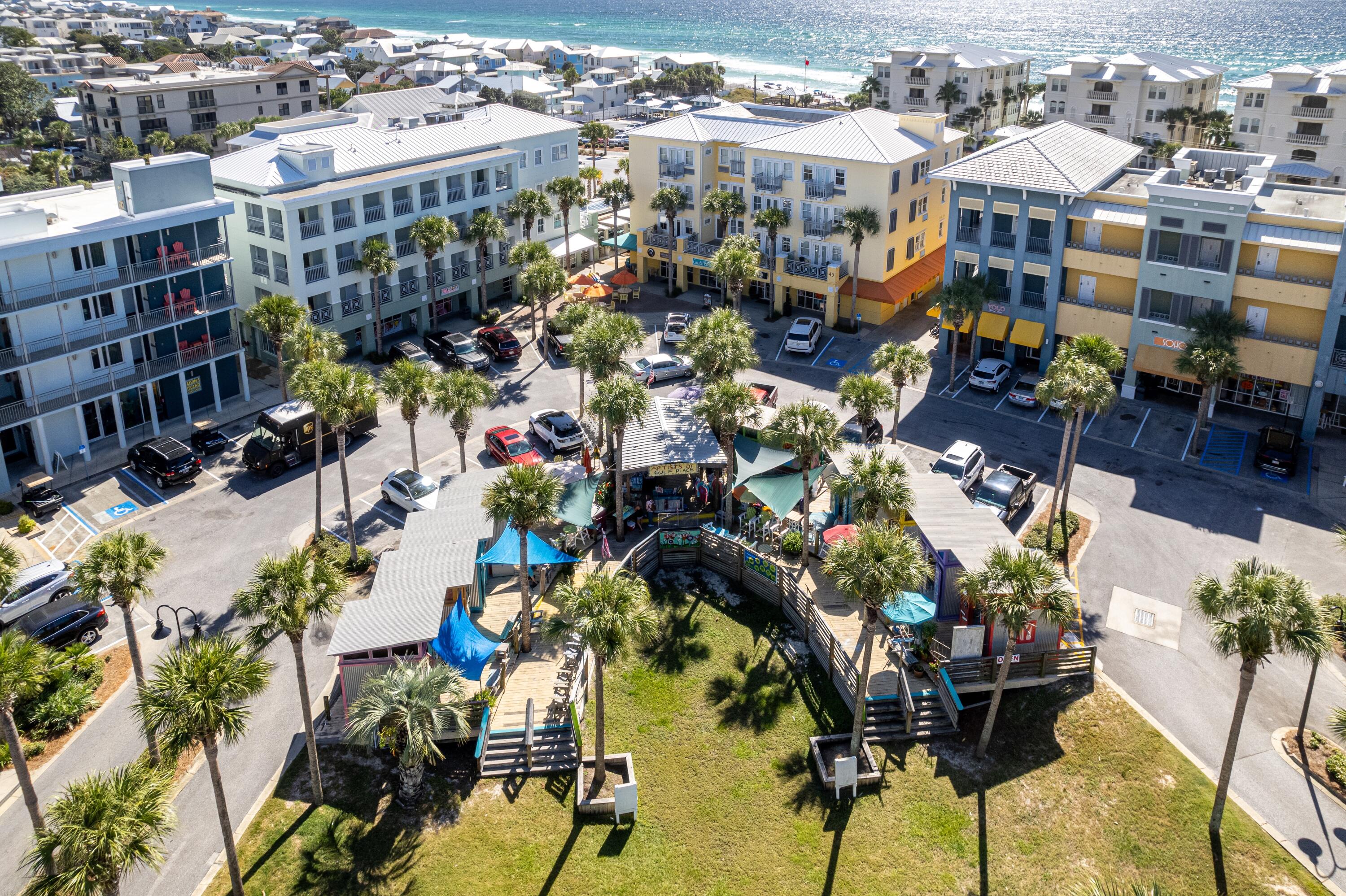DUNE BREEZE VILLAS - Residential