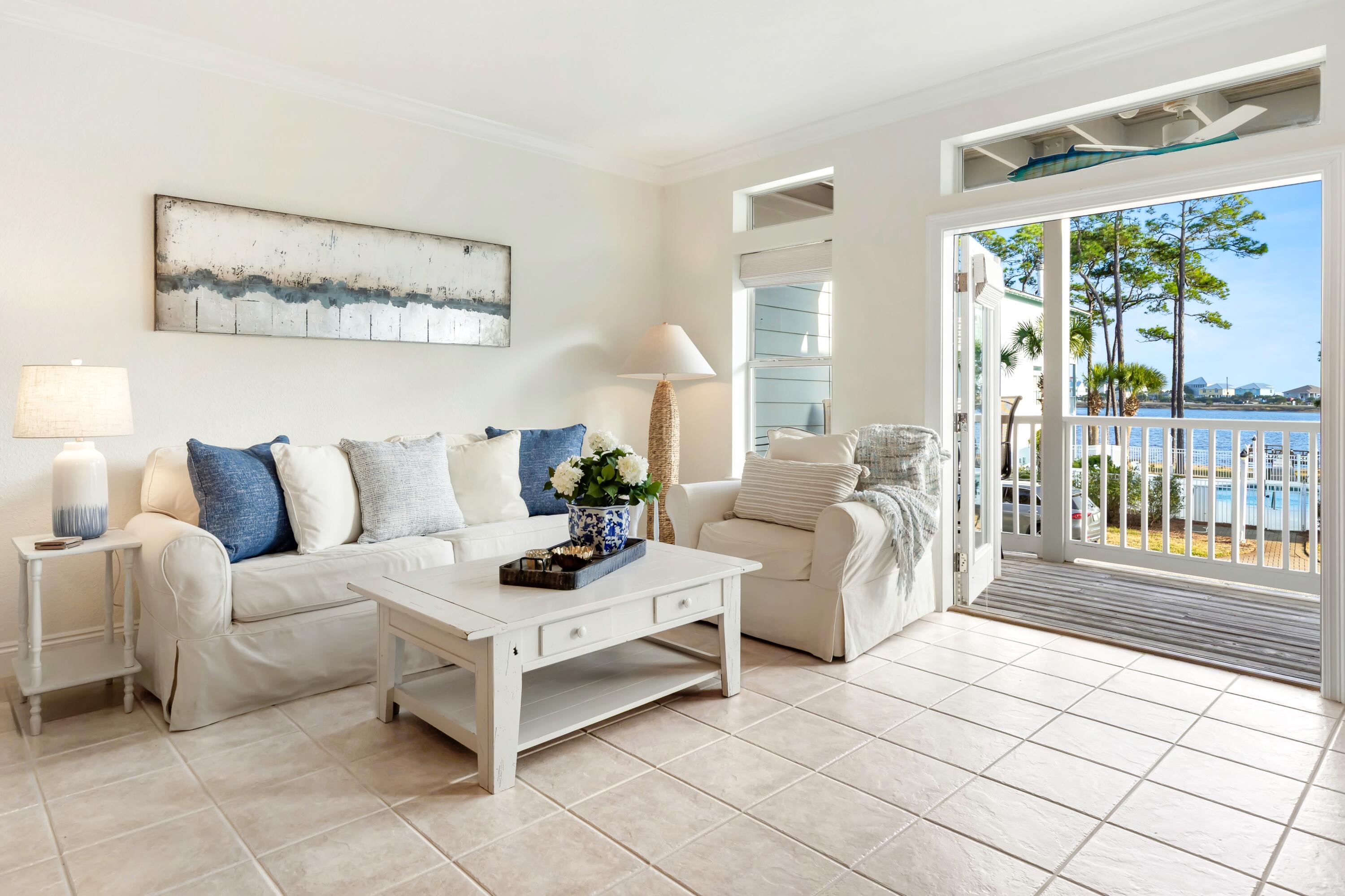 DUNE BREEZE VILLAS - Residential