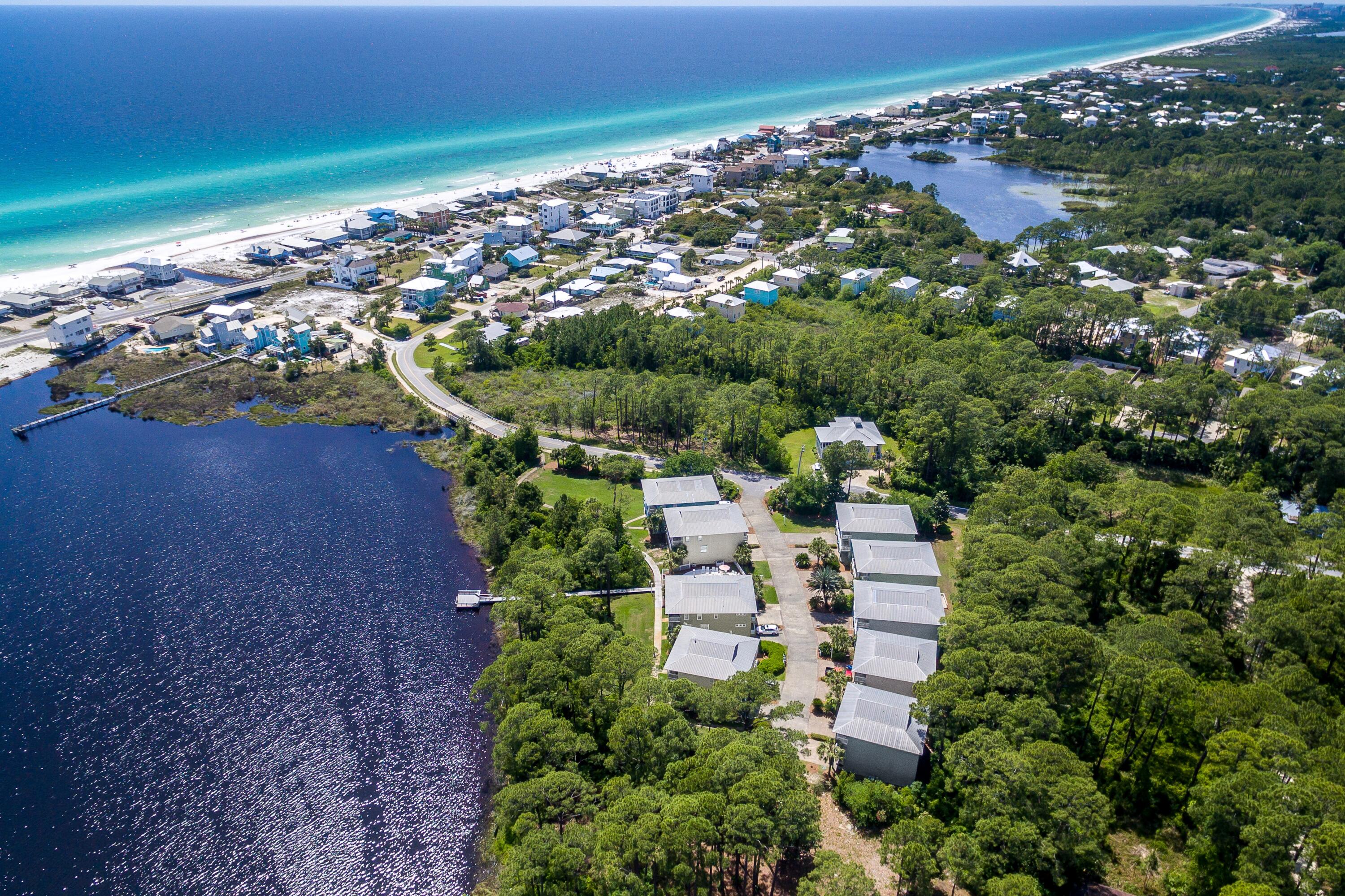 DUNE BREEZE VILLAS - Residential
