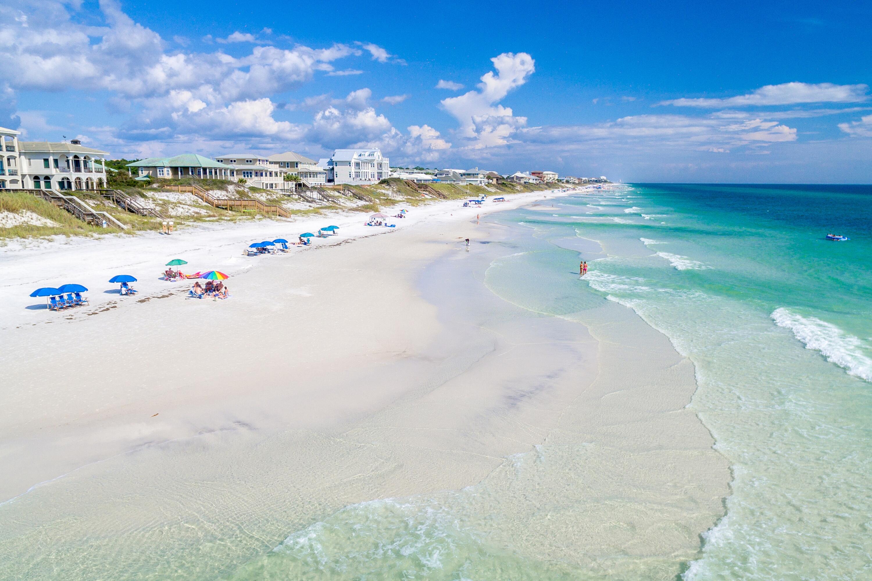 DUNE BREEZE VILLAS - Residential