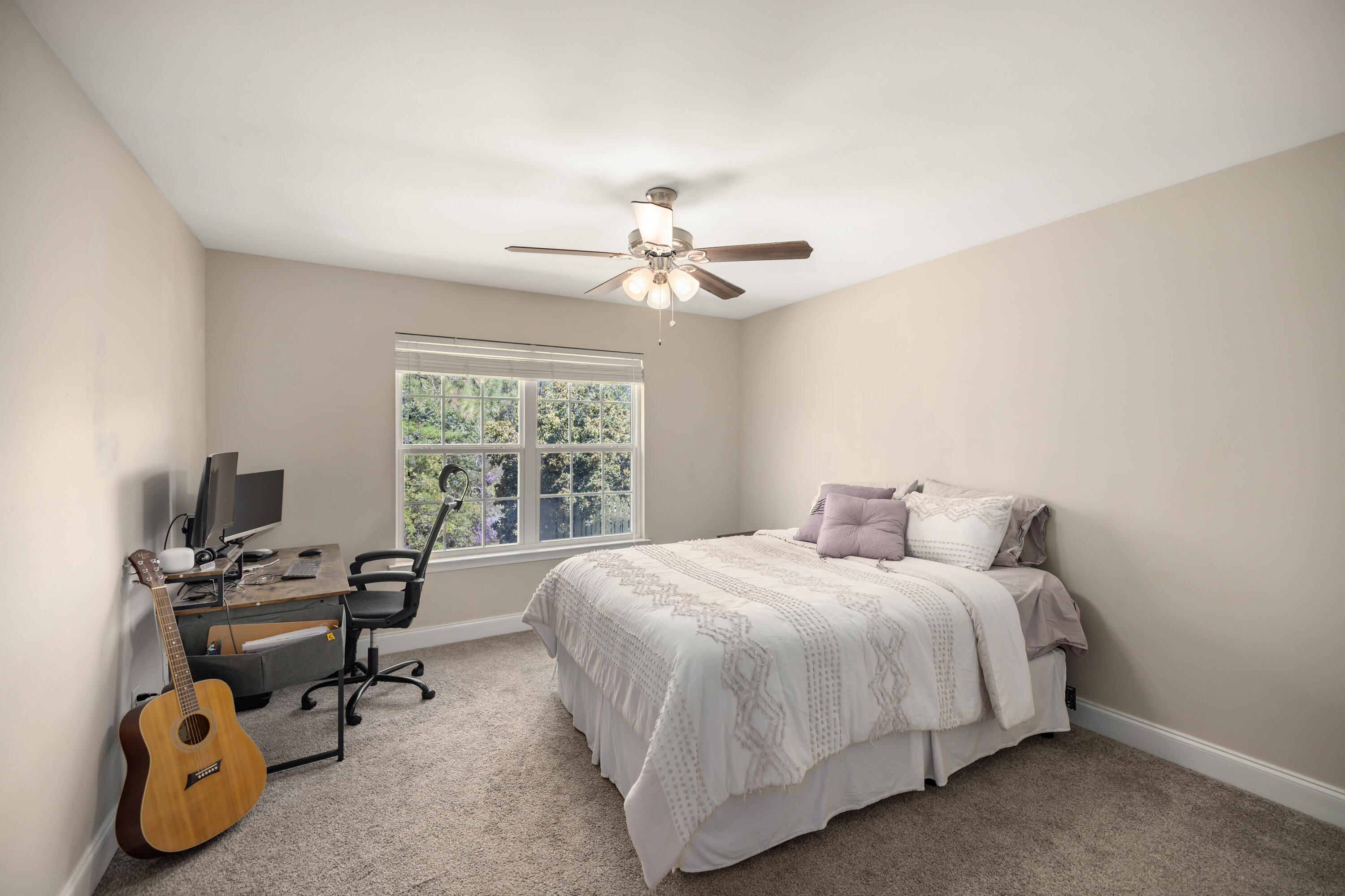KELLY HILL ESTATES - Residential Lease