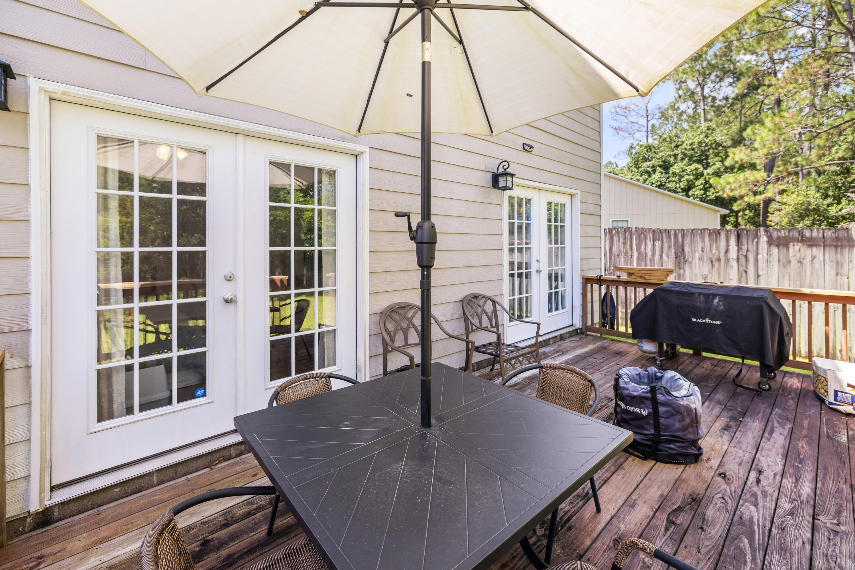 KELLY HILL ESTATES - Residential Lease