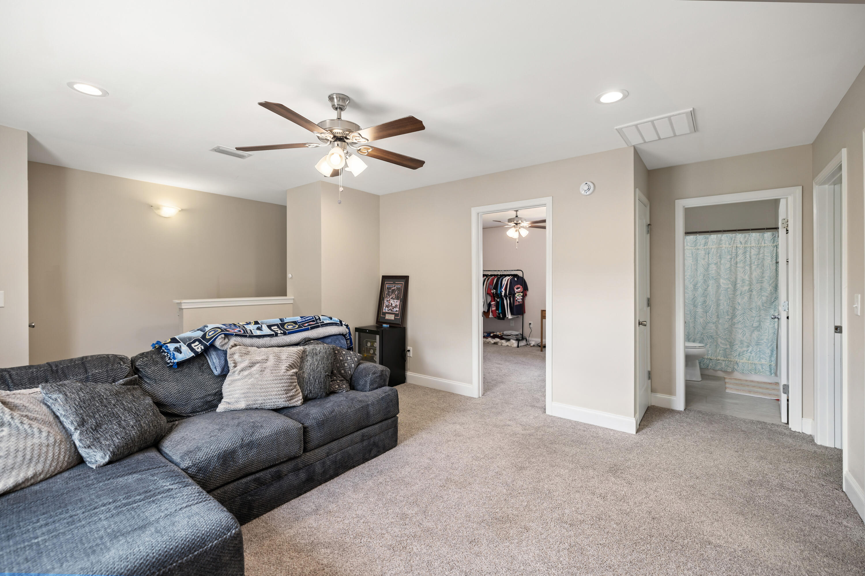 KELLY HILL ESTATES - Residential Lease