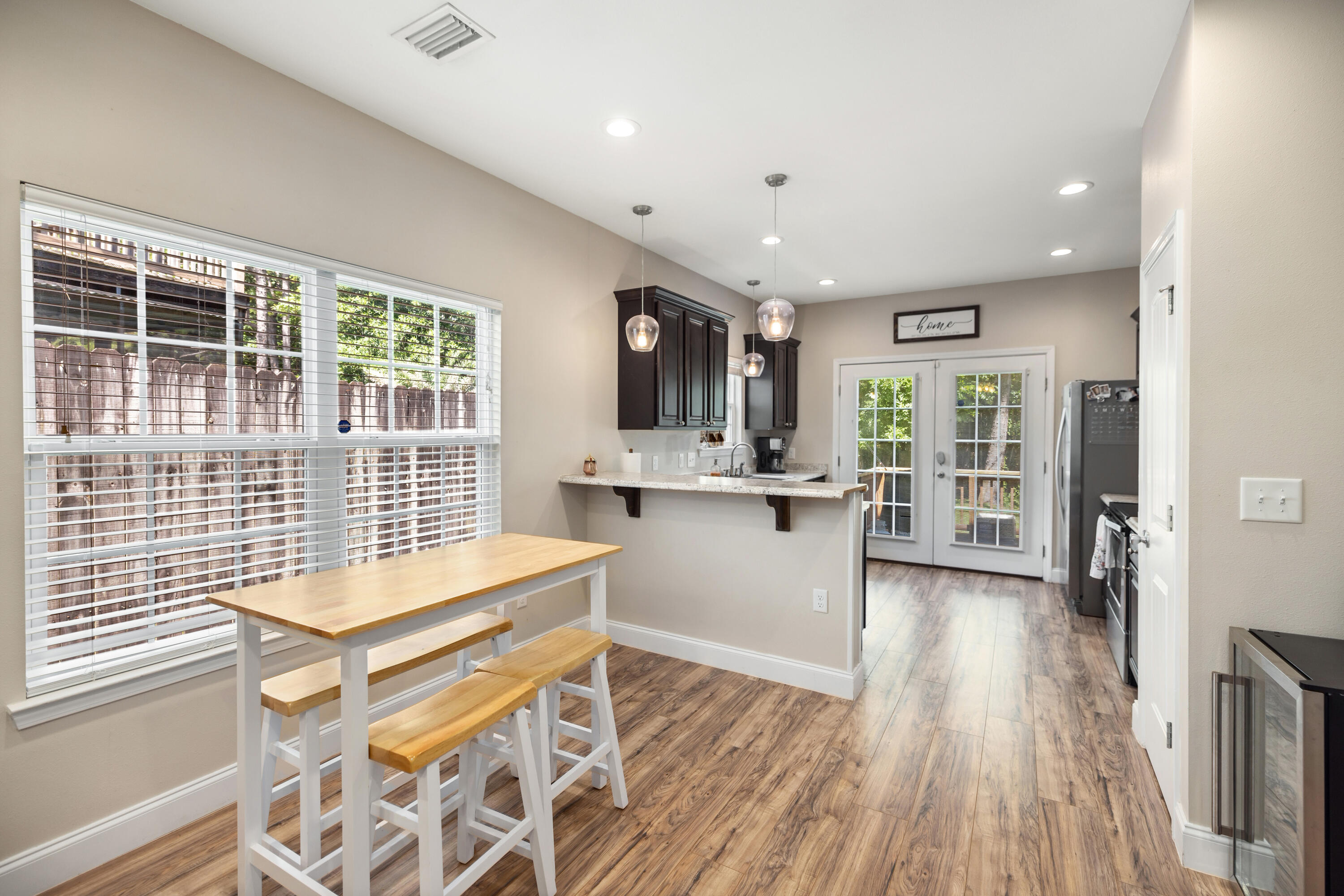 KELLY HILL ESTATES - Residential Lease