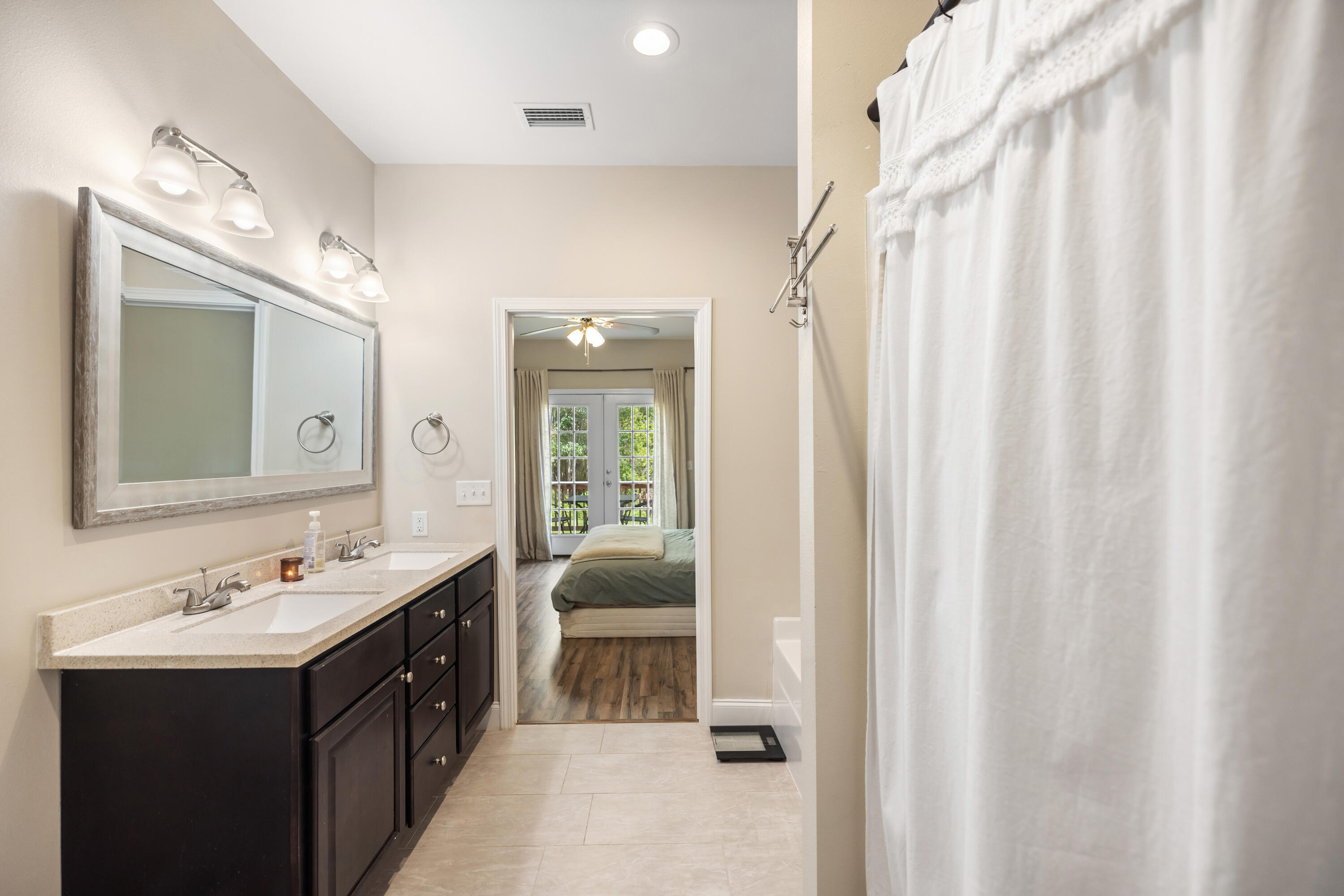 KELLY HILL ESTATES - Residential Lease