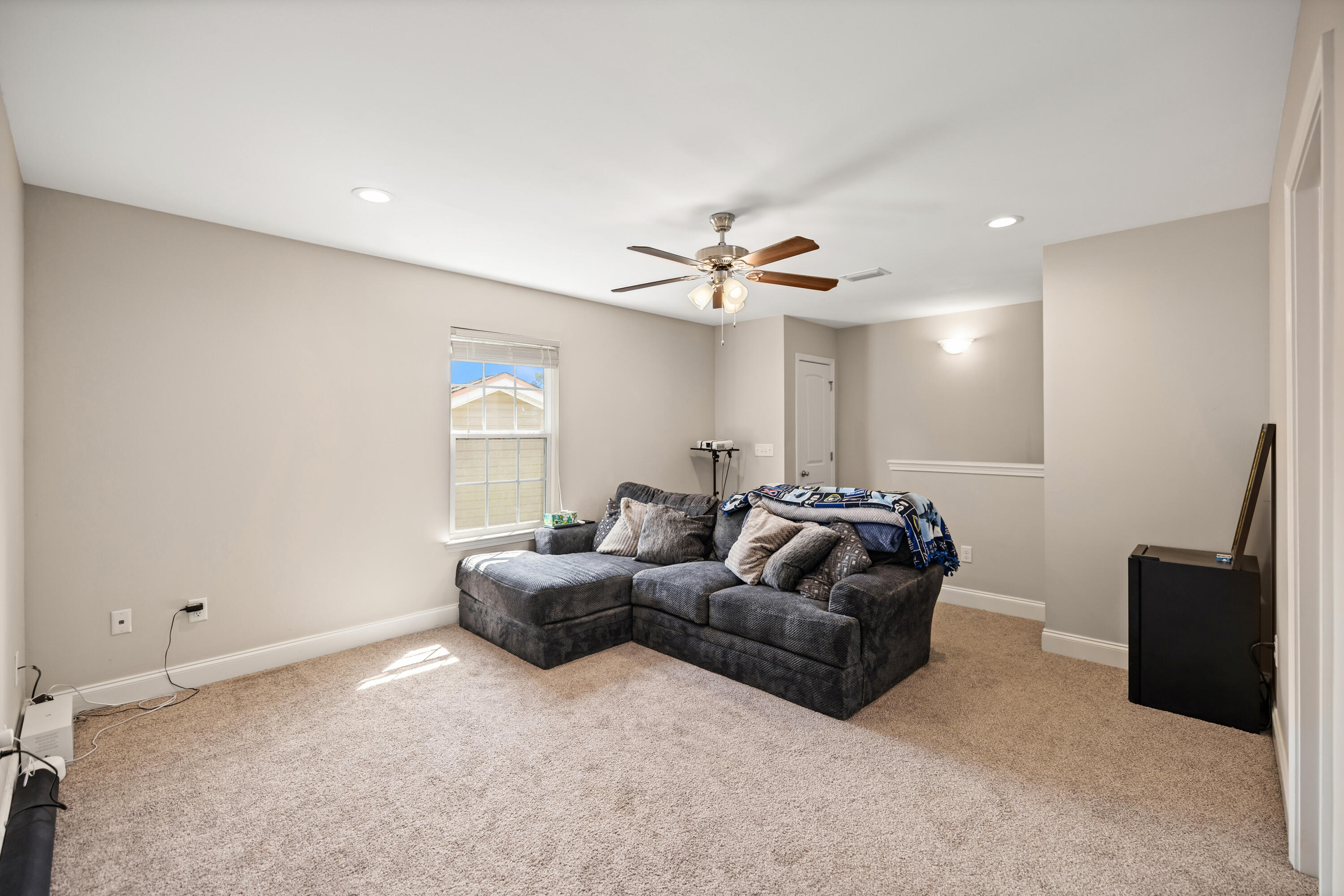 KELLY HILL ESTATES - Residential Lease