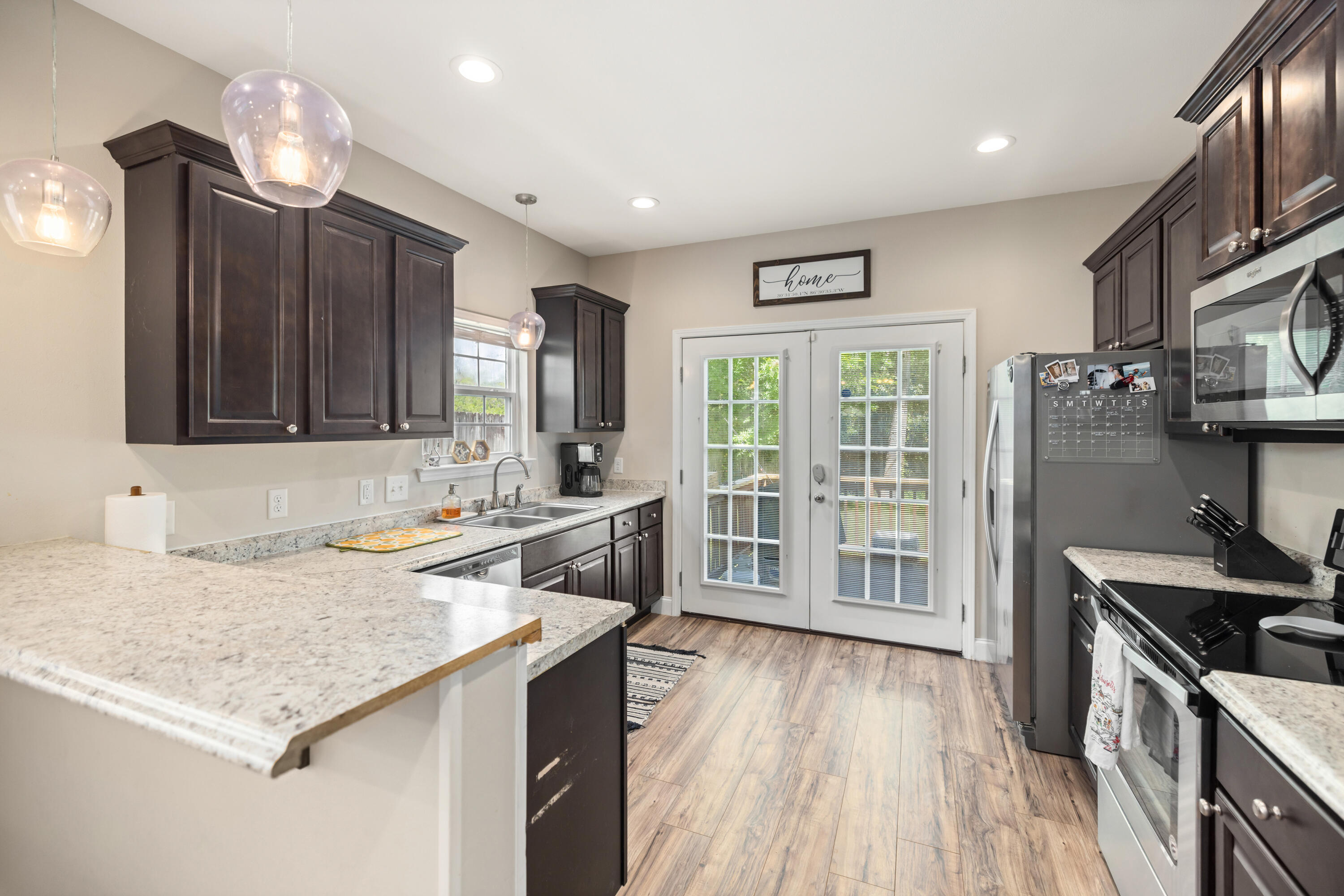 KELLY HILL ESTATES - Residential Lease