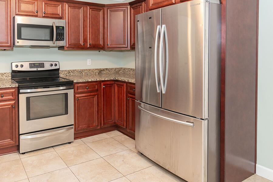 SHANGRILA - Residential Lease