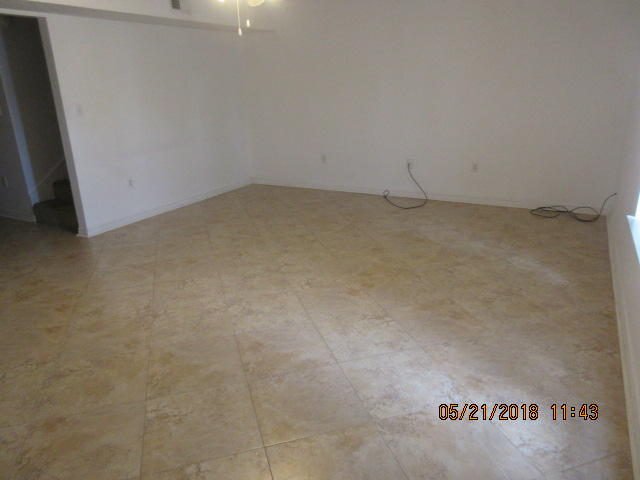 CHATELAINE ESTATES S/D - Residential Lease