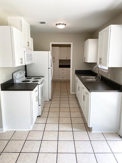 BAYSHORE PARK UNIT 1 - Residential Lease