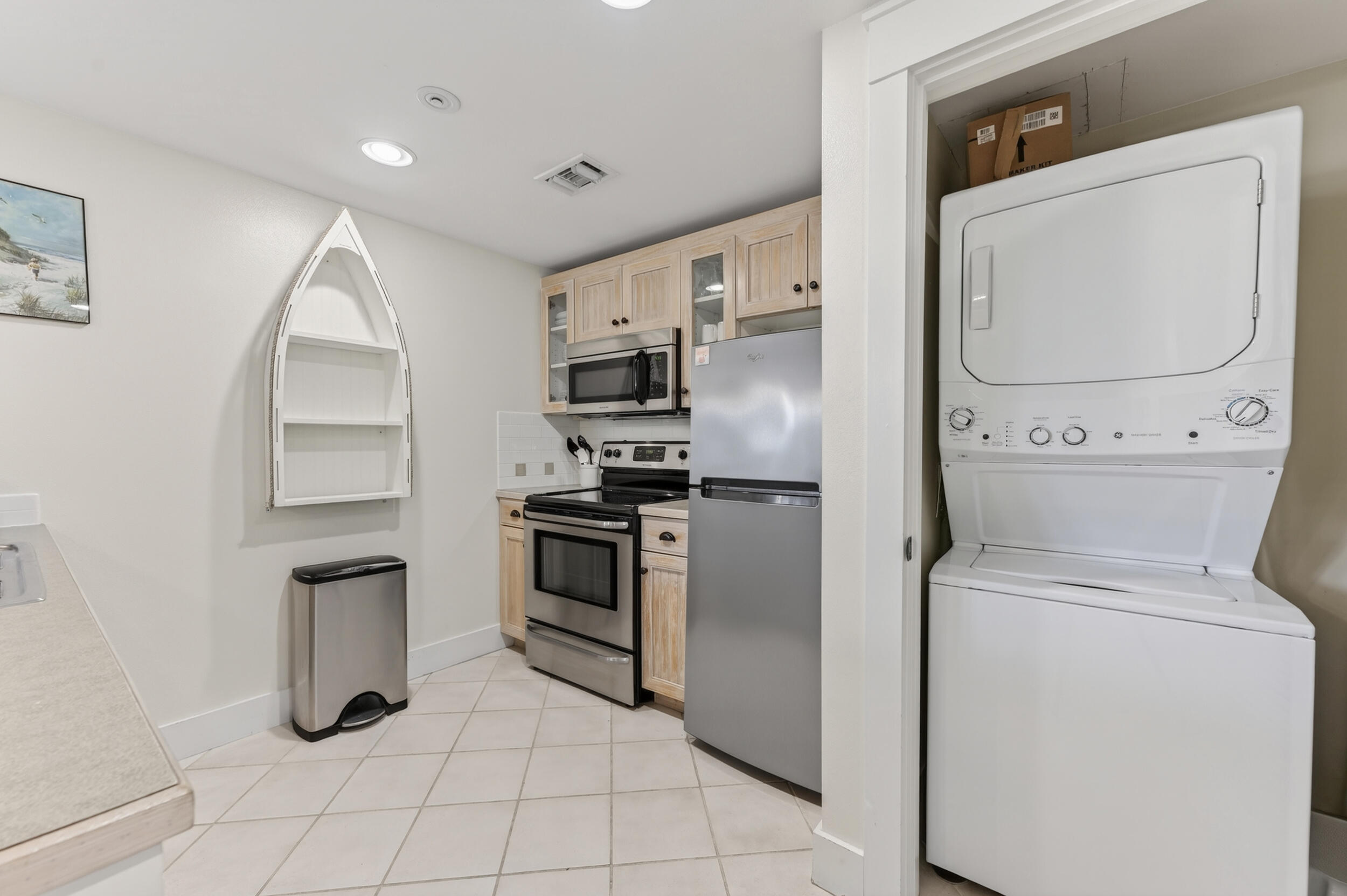 PILOT HOUSE - Residential