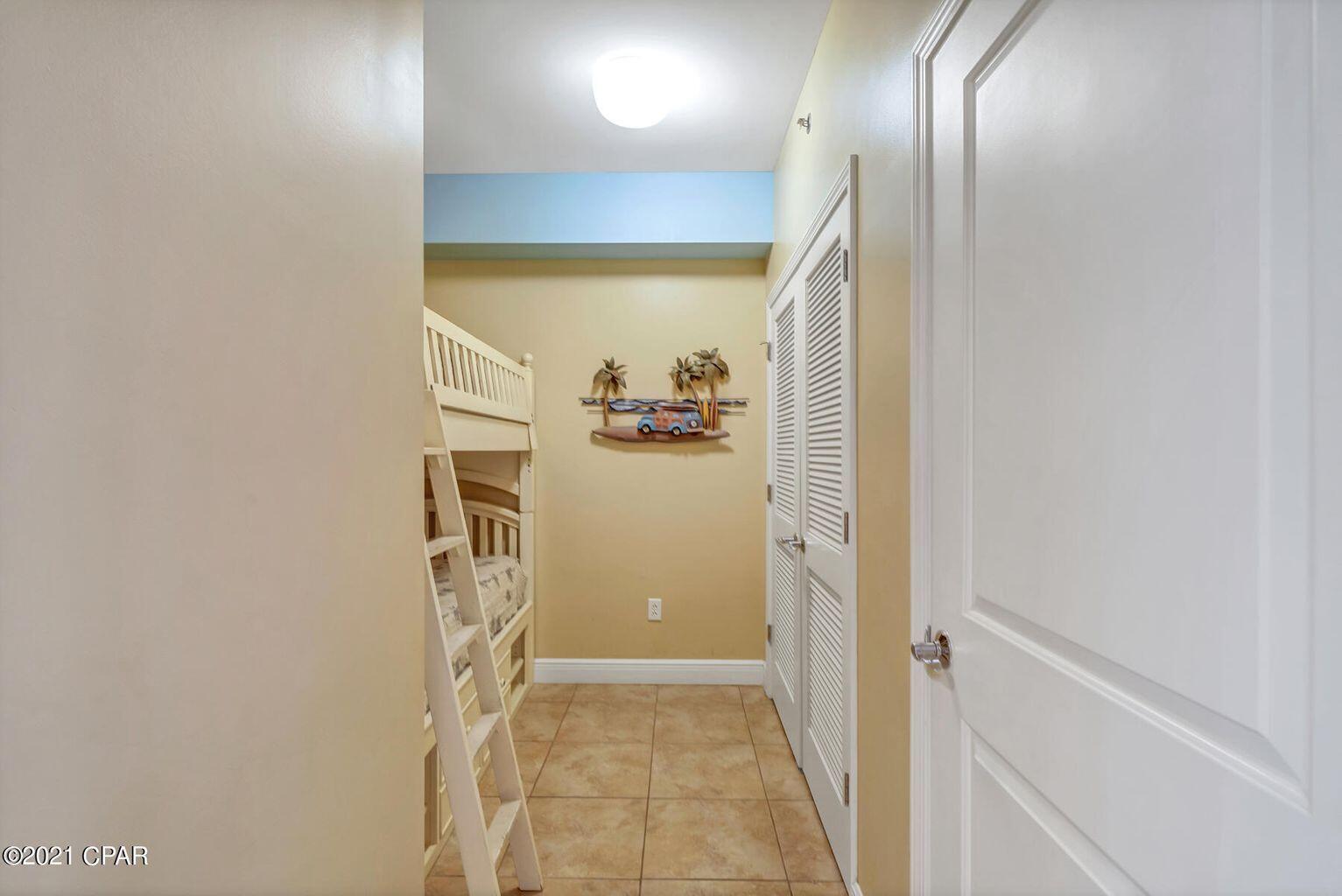 Sterling Breeze - Residential