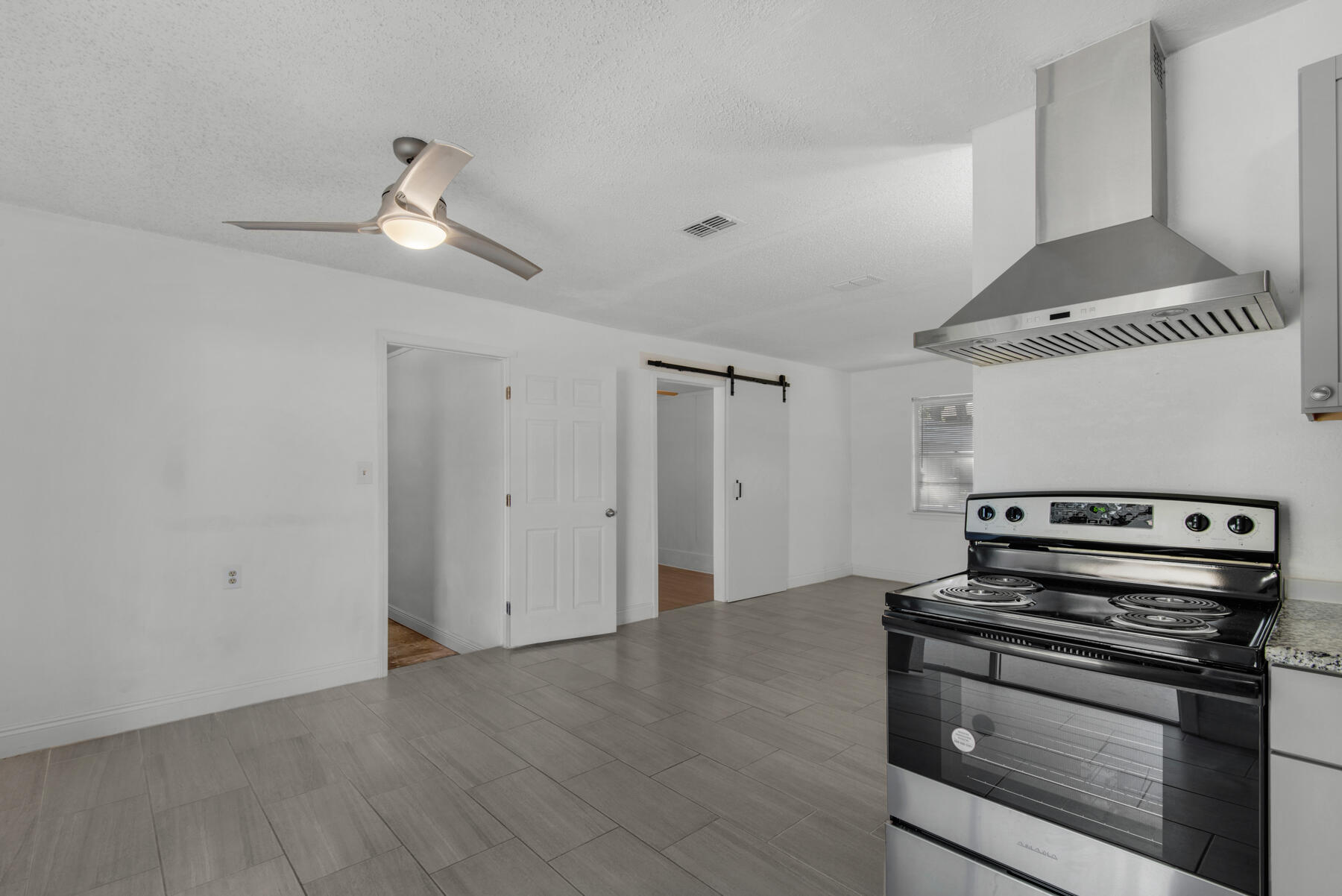 HOWARD GILL S/D - Residential Lease