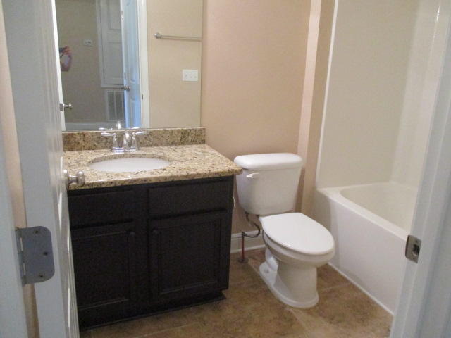 RESERVE POINTE - Residential Lease
