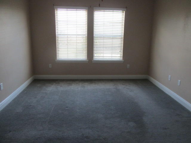 RESERVE POINTE - Residential Lease