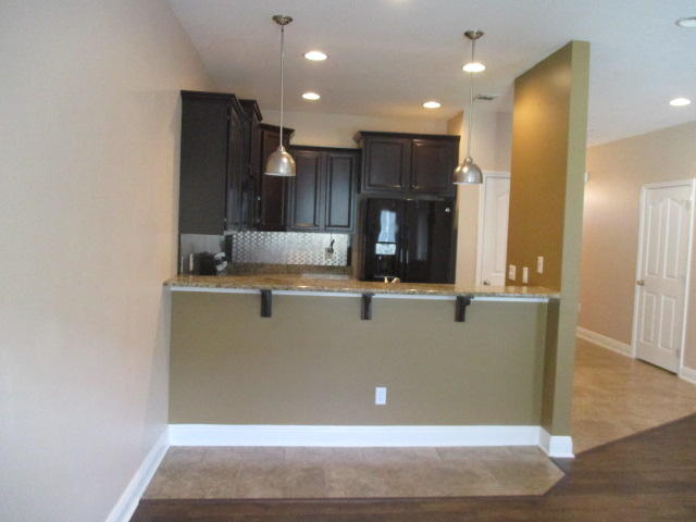 RESERVE POINTE - Residential Lease
