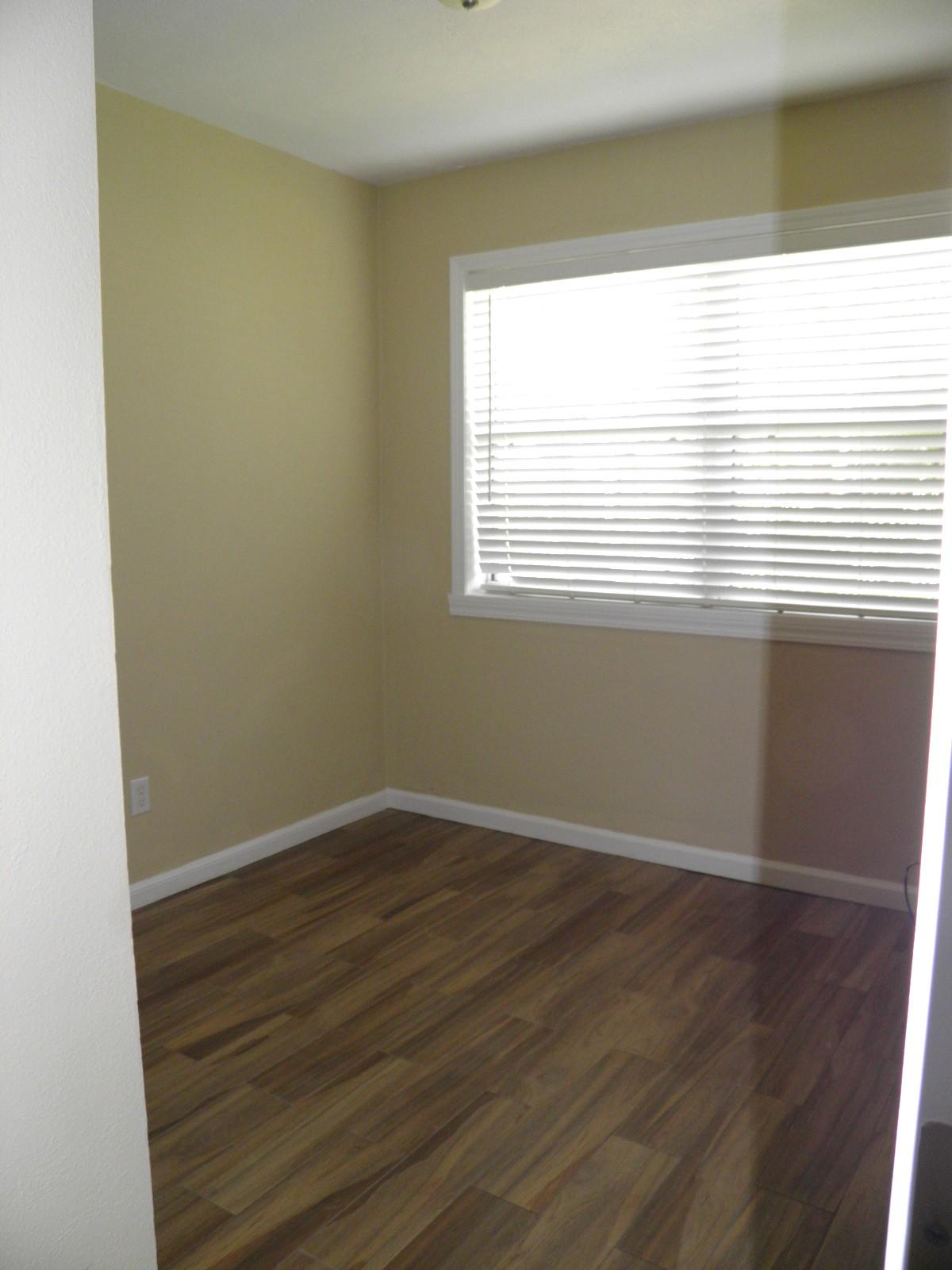 GARNIERS BEACH 2ND - Residential Lease