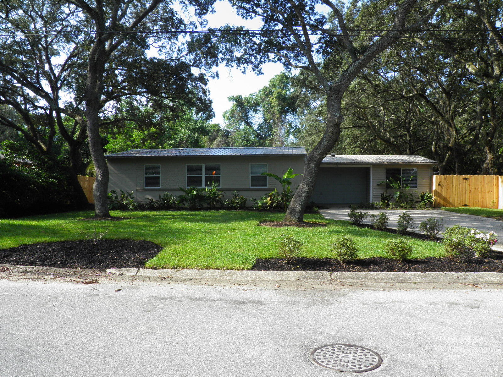 Super Clean,3BR/2BA with Bonus room that may be used as a master. Newer paint inside and out, with ''woodgrain'' tile floors. 2 renovated Bathrooms. Updated Kitchen with refrigerator, stove and dishwasher. Deck with large backyard.
No lawnmowers needed here....Landscape mow and blow included with monthly rent..
Smoking and/or Vaping is not authorized.
This is a NO animal property.
Viewing by appointment only.
Final Security Deposit and rent payment subject to review of tenant application.