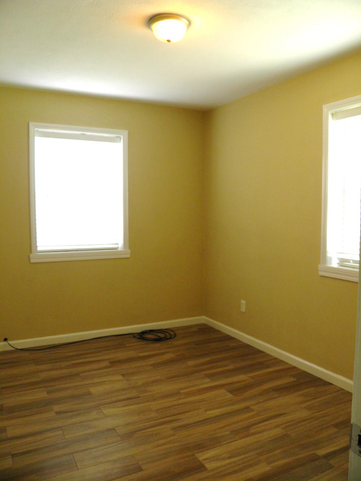 GARNIERS BEACH 2ND - Residential Lease