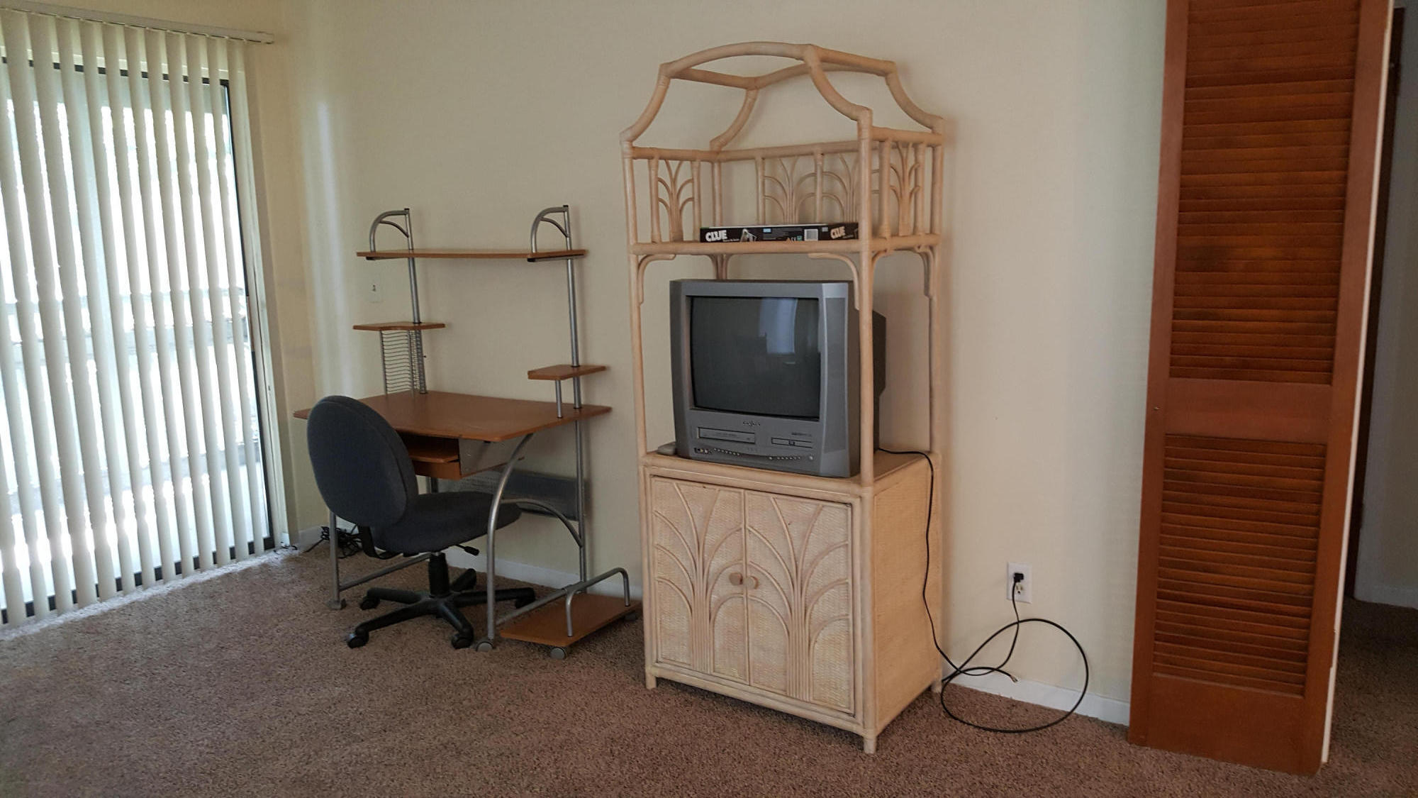 GARDEN OAKS CONDO - Residential Lease