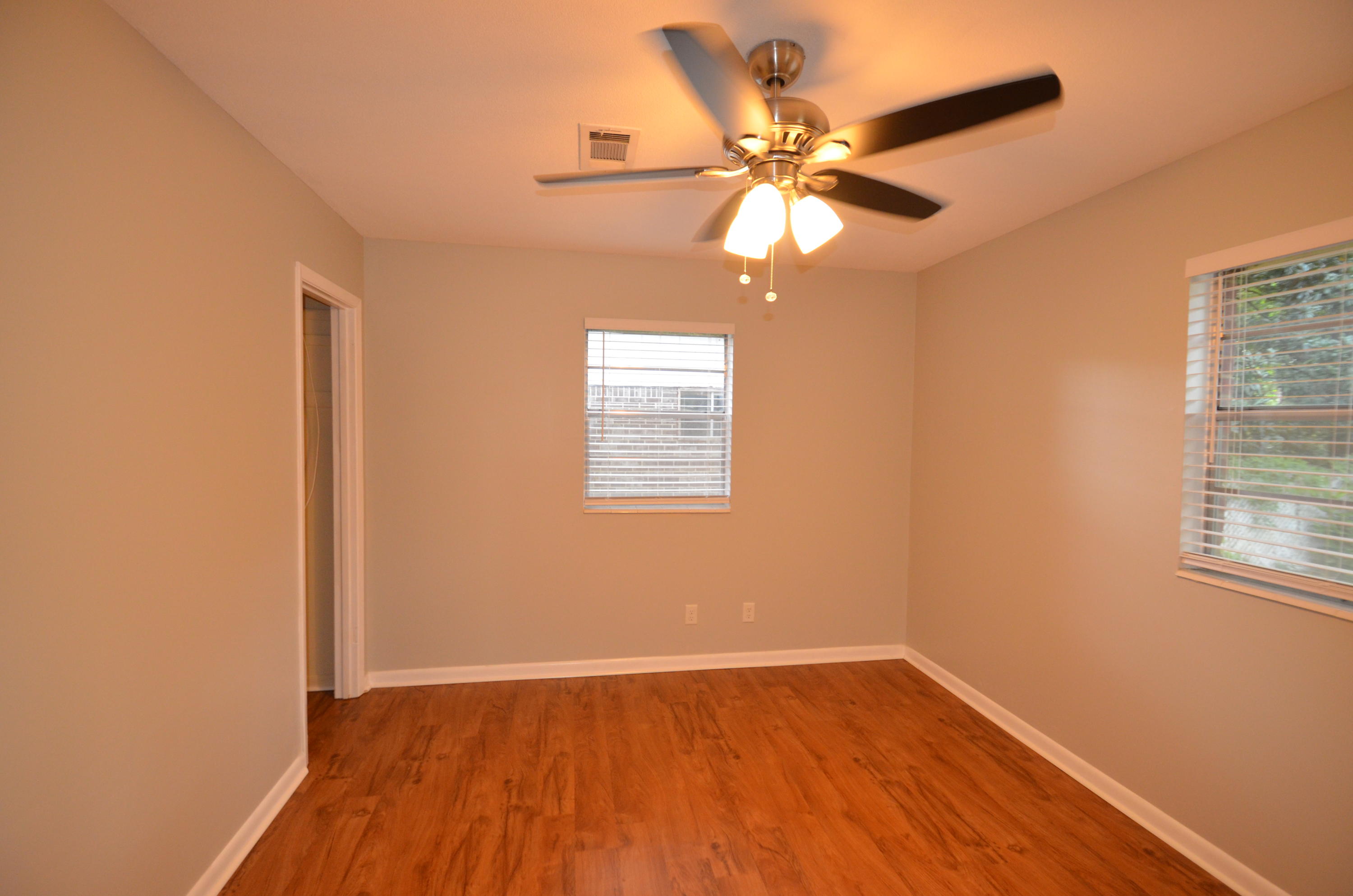 VESTA HEIGHTS 4TH ADDN - Residential Lease