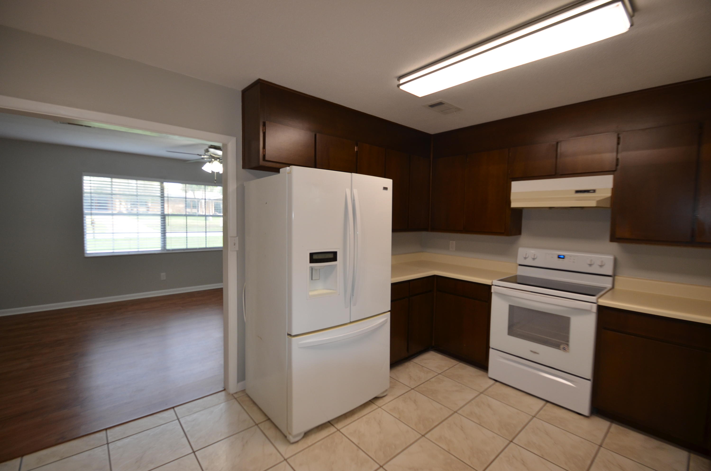 VESTA HEIGHTS 4TH ADDN - Residential Lease