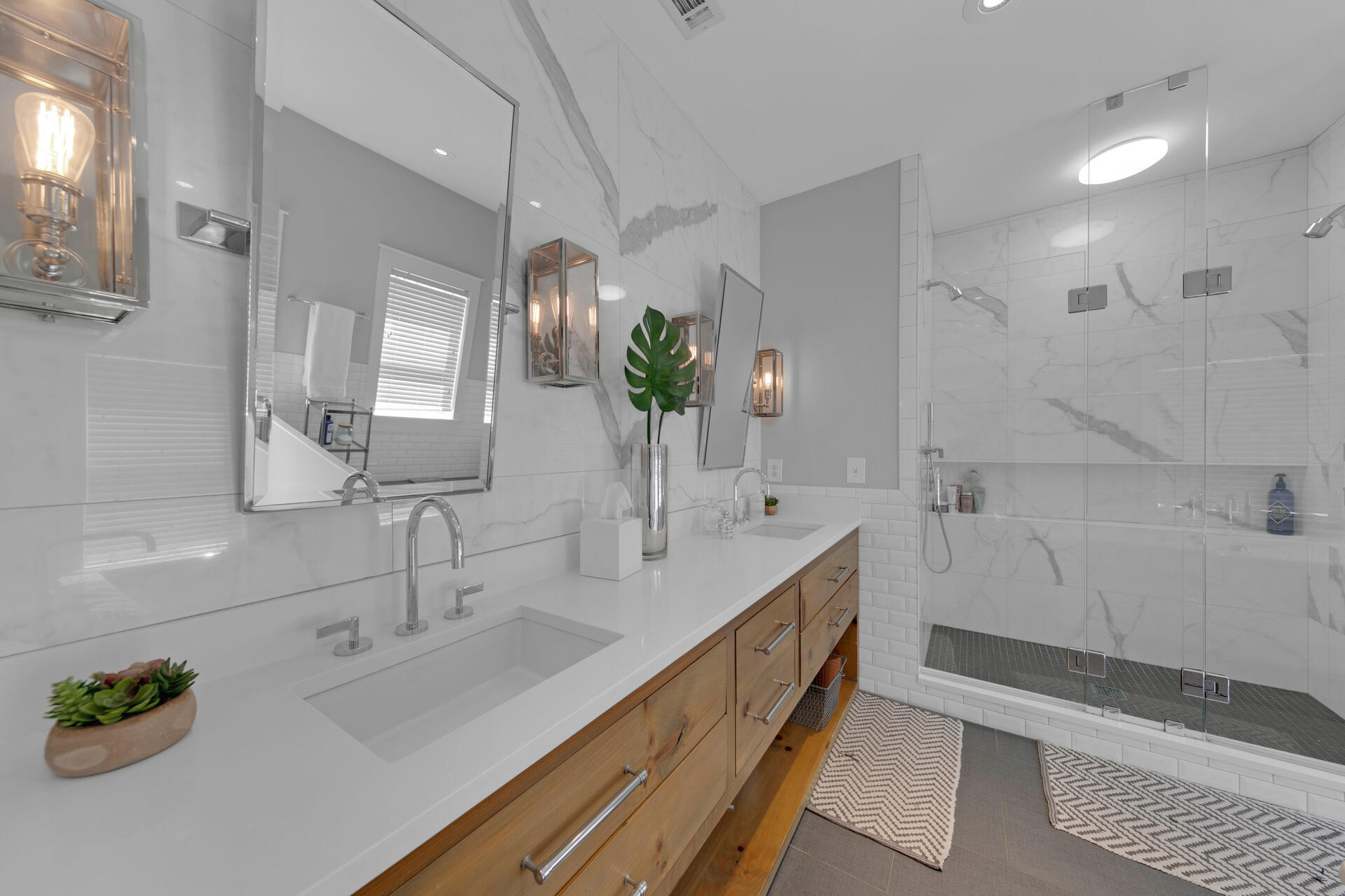 WATERS EDGE - Residential