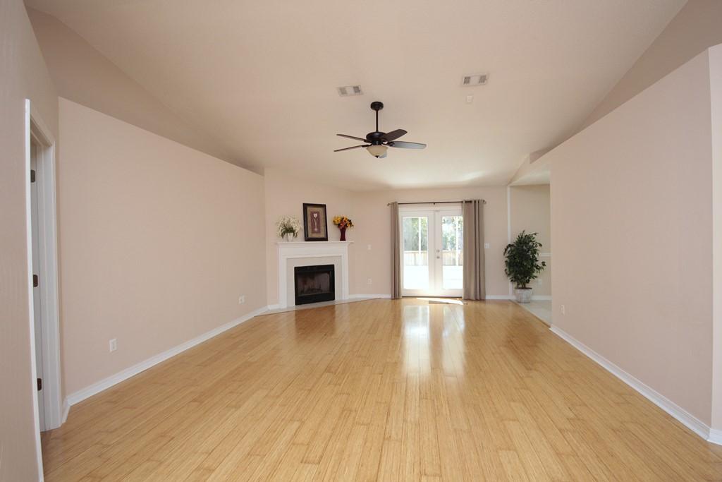 SHADOW OAK S/D - Residential Lease