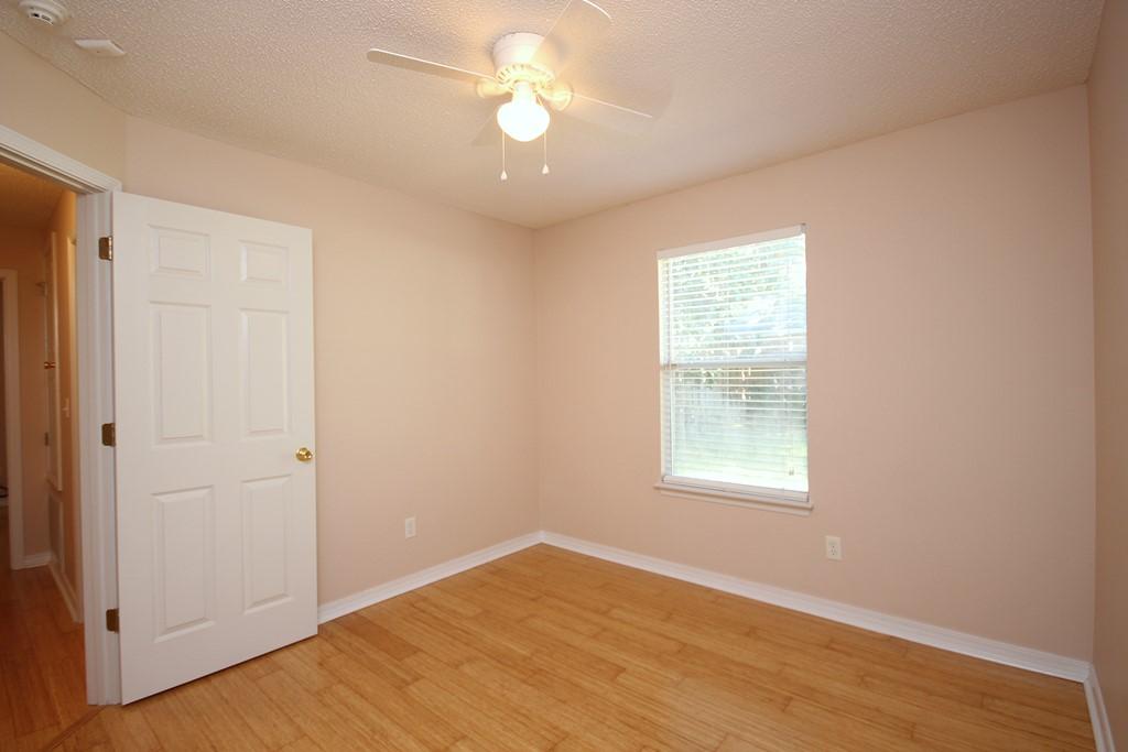 SHADOW OAK S/D - Residential Lease