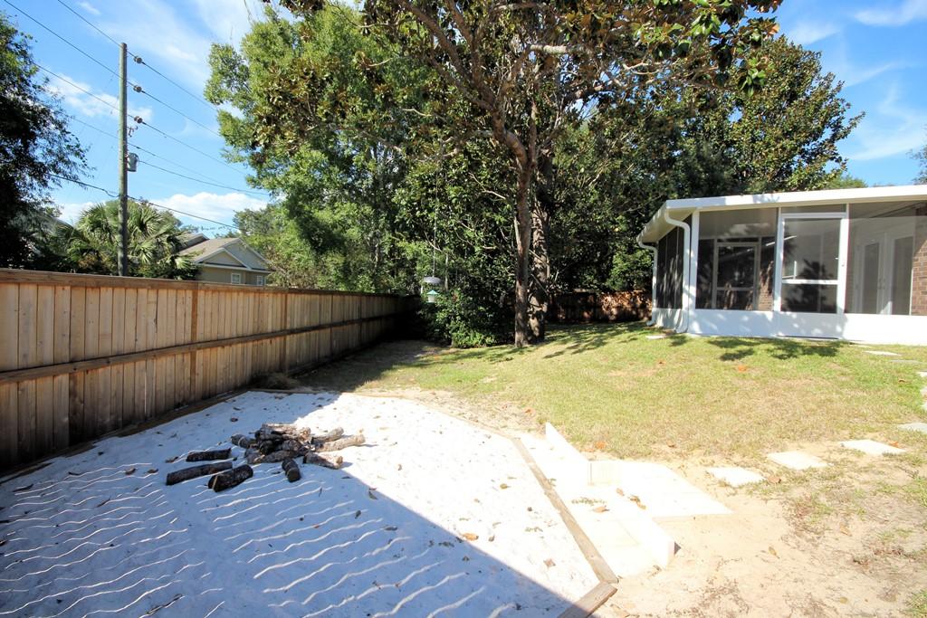 SHADOW OAK S/D - Residential Lease