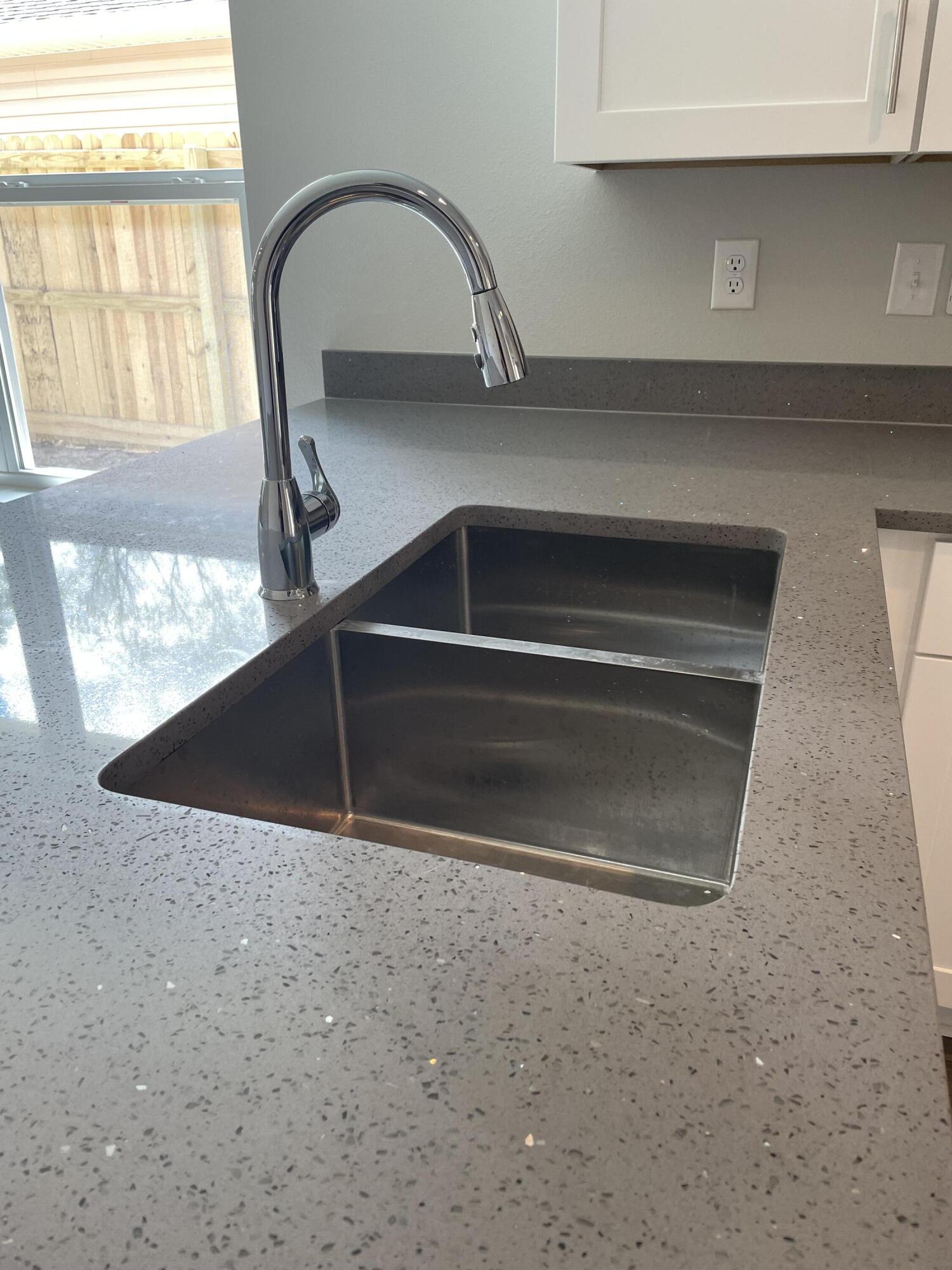 GARDEN CITY - Residential Lease