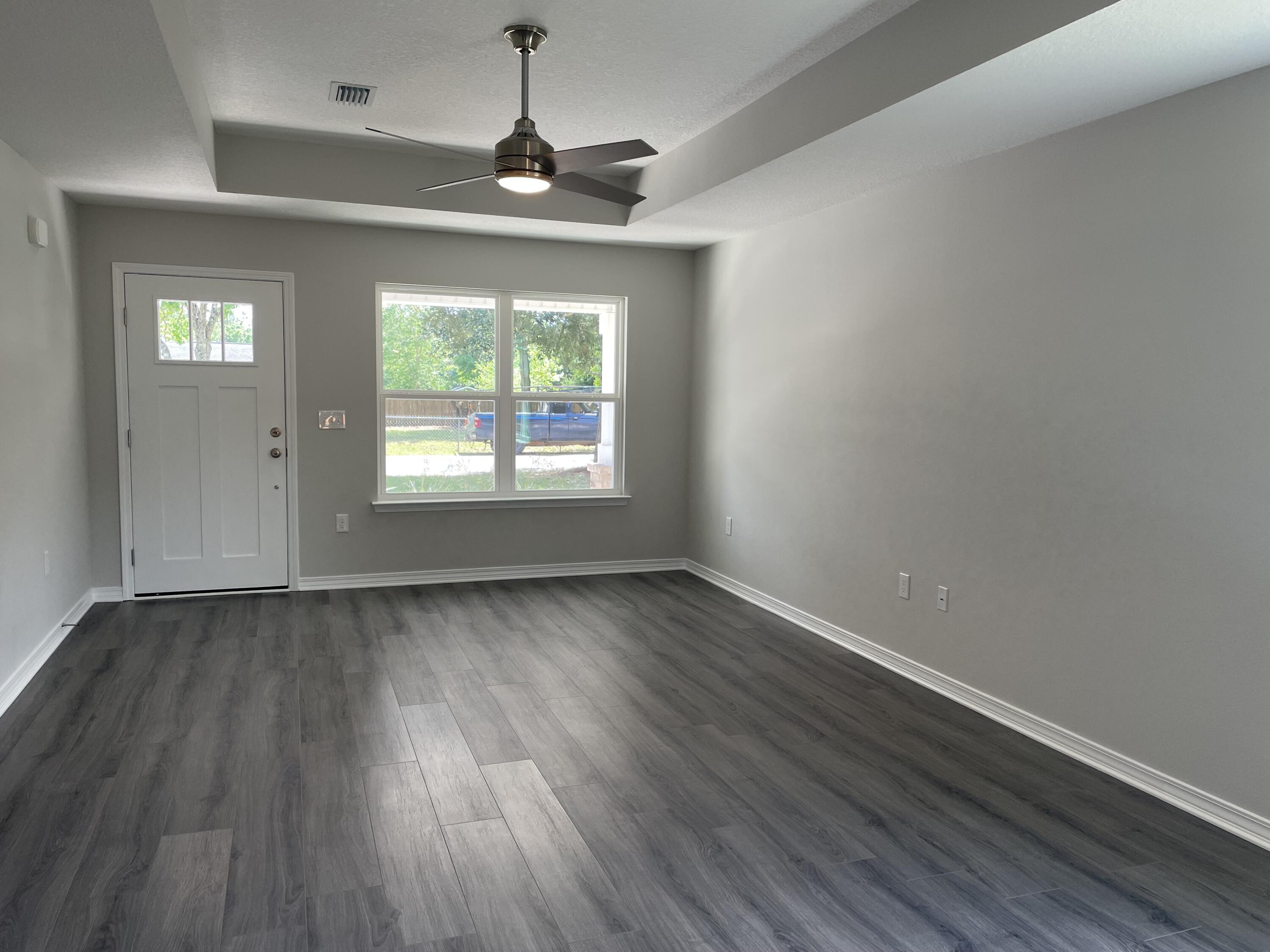 GARDEN CITY - Residential Lease