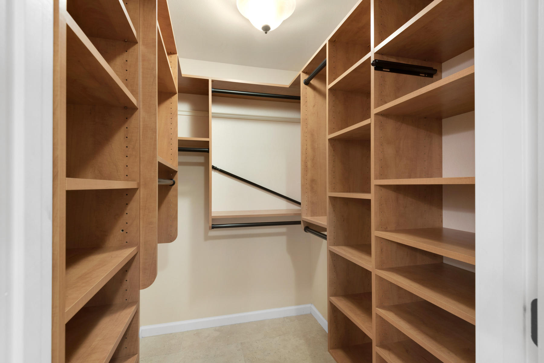LAKE LORRAINE ESTATES - Residential Lease