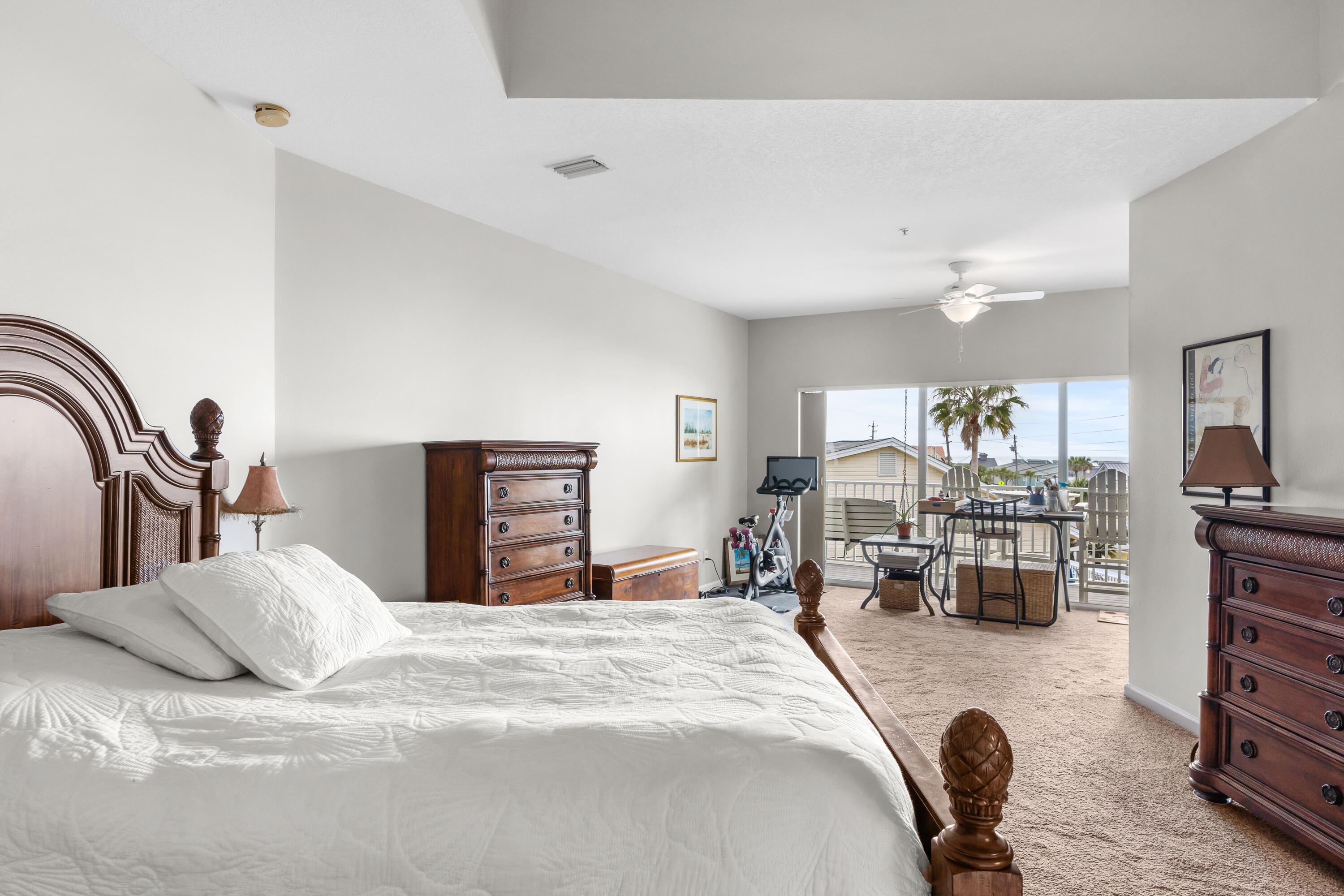 BEACH POINTE T/H - Residential