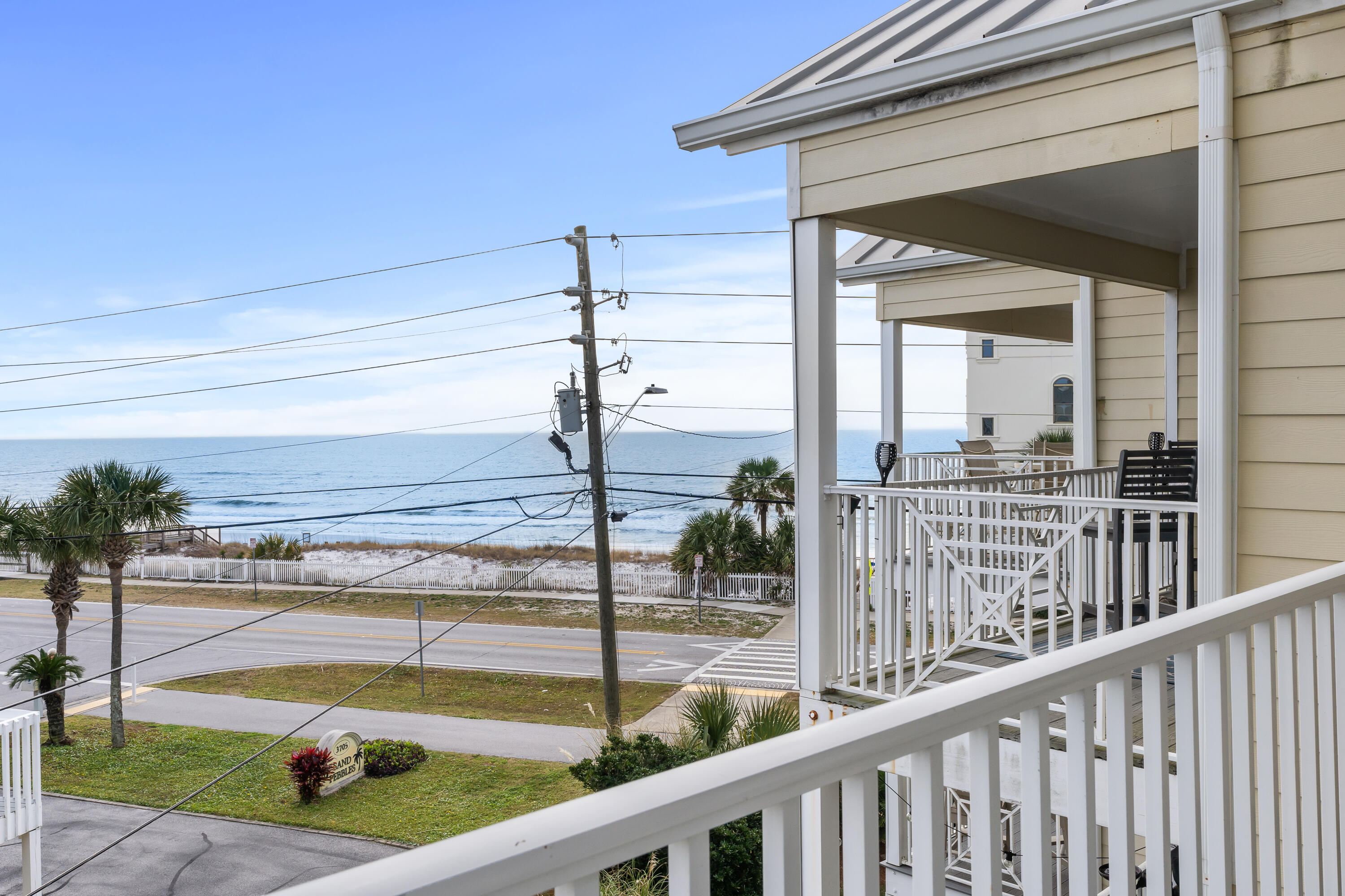 BEACH POINTE T/H - Residential