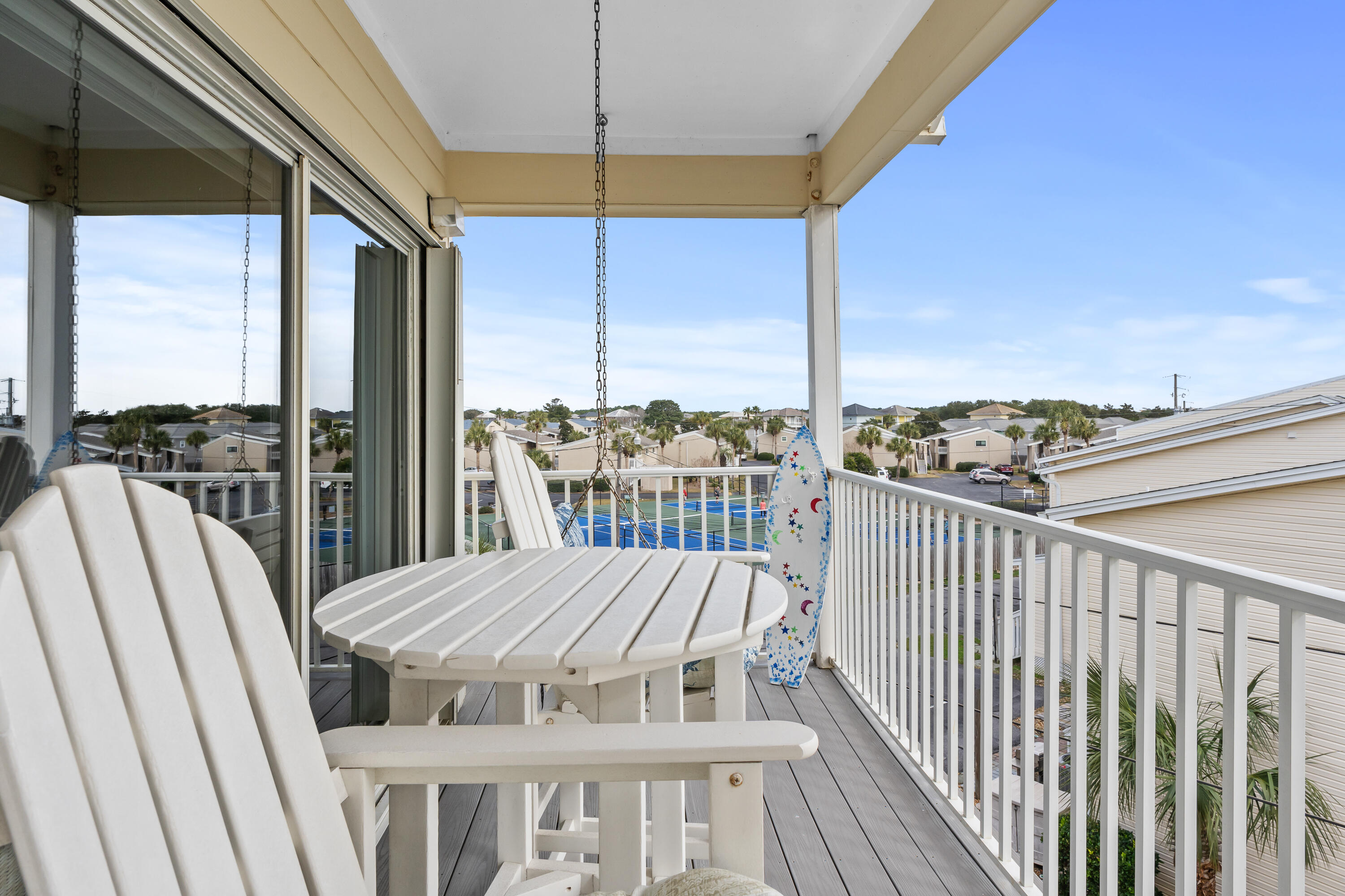 BEACH POINTE T/H - Residential