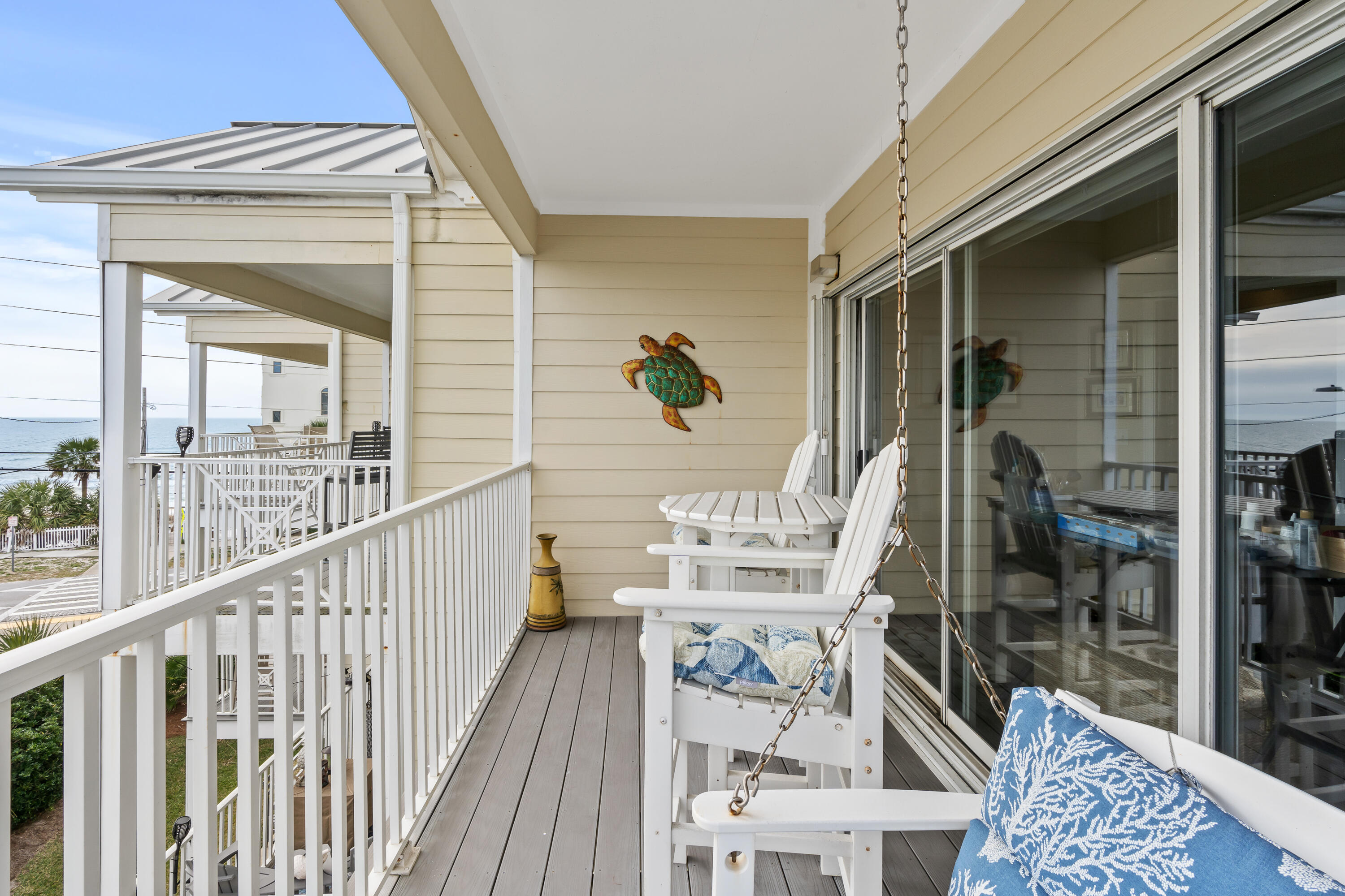 BEACH POINTE T/H - Residential
