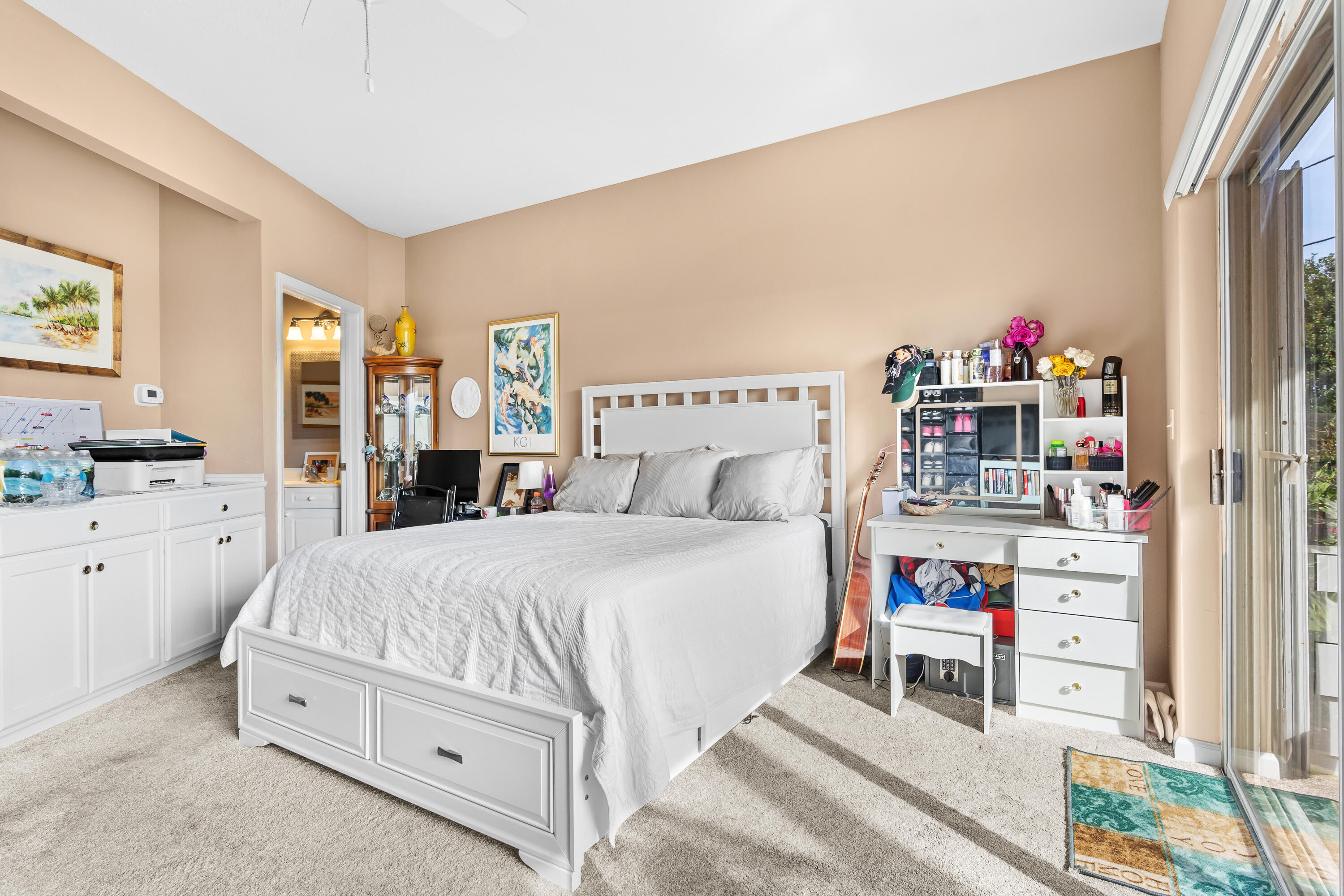 BEACH POINTE T/H - Residential